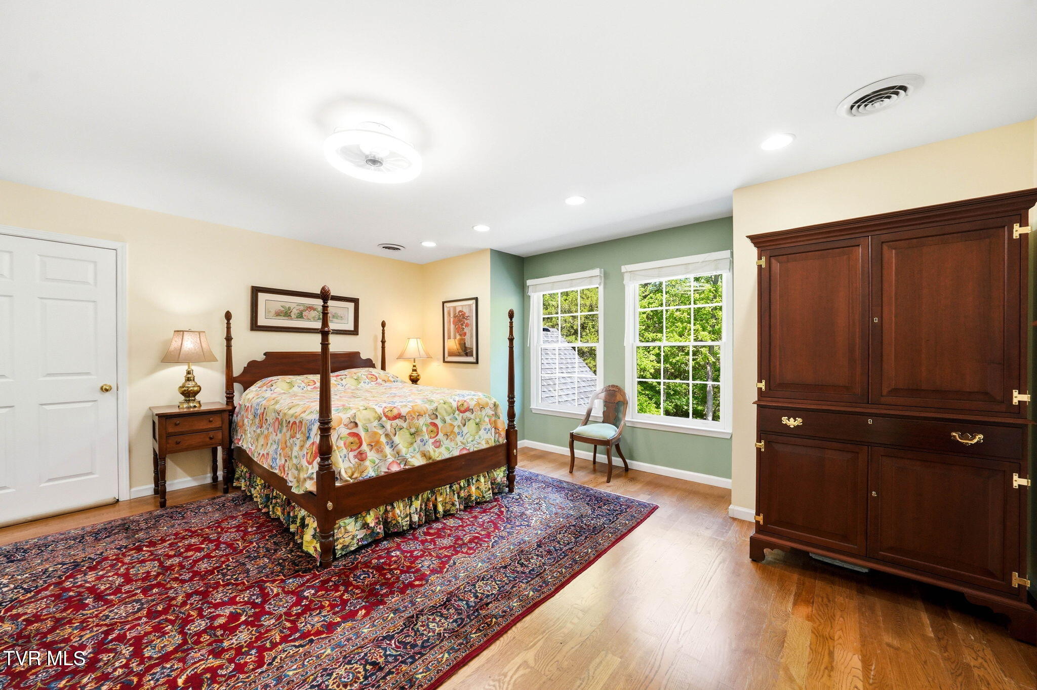 415 Ridge Point Court