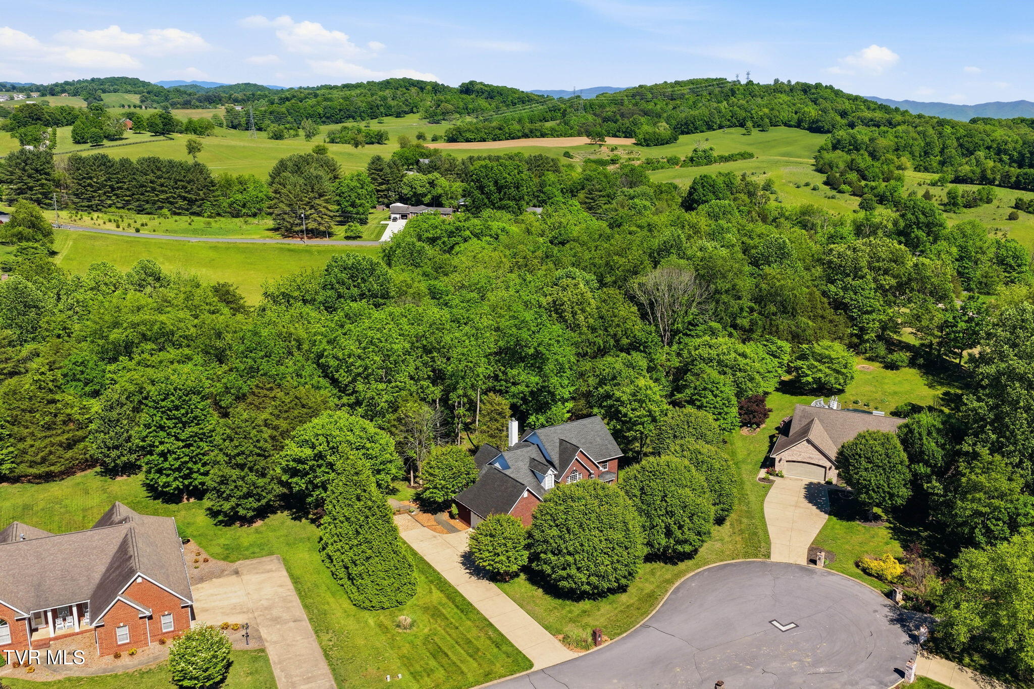 415 Ridge Point Court