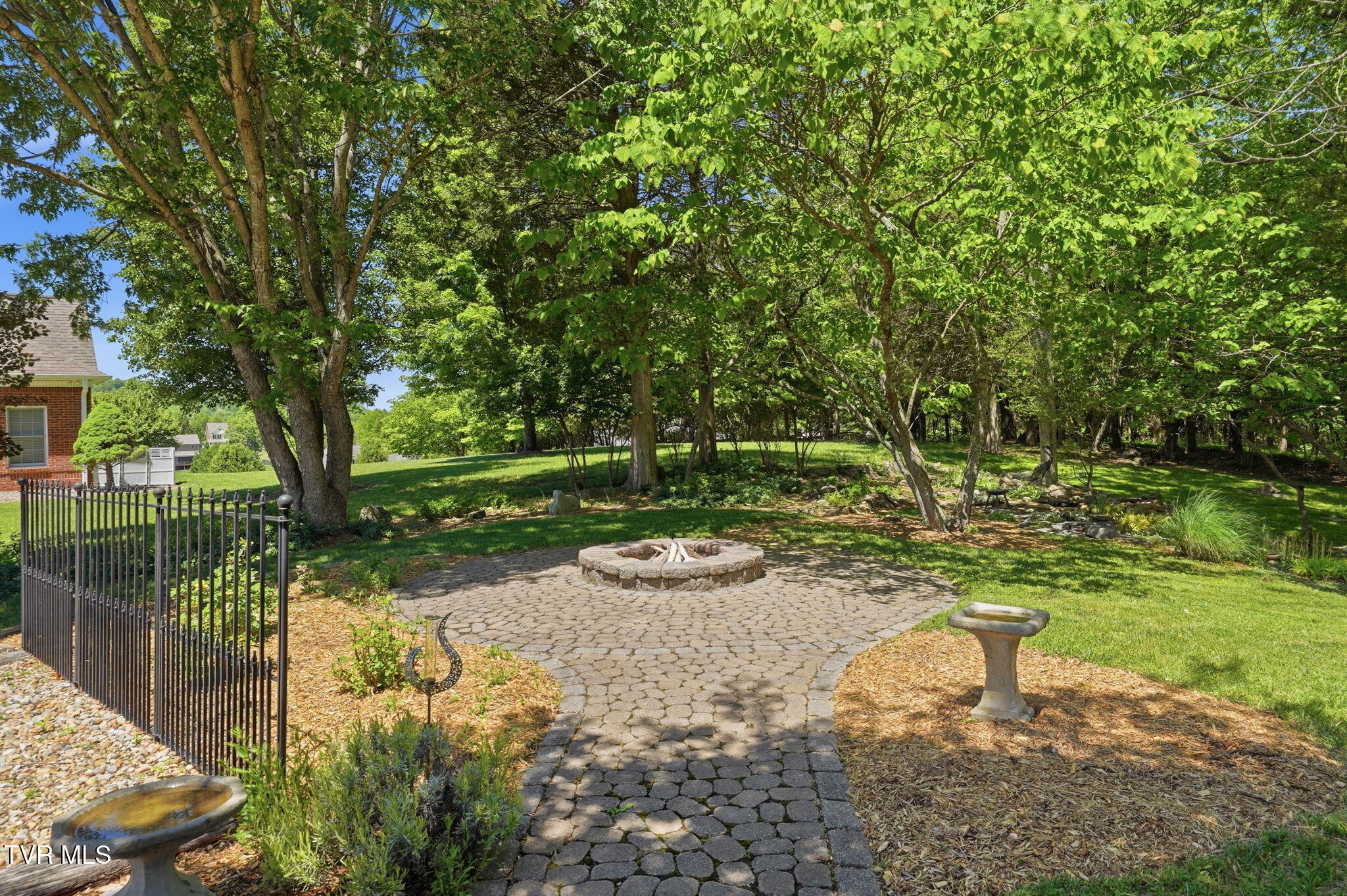 415 Ridge Point Court