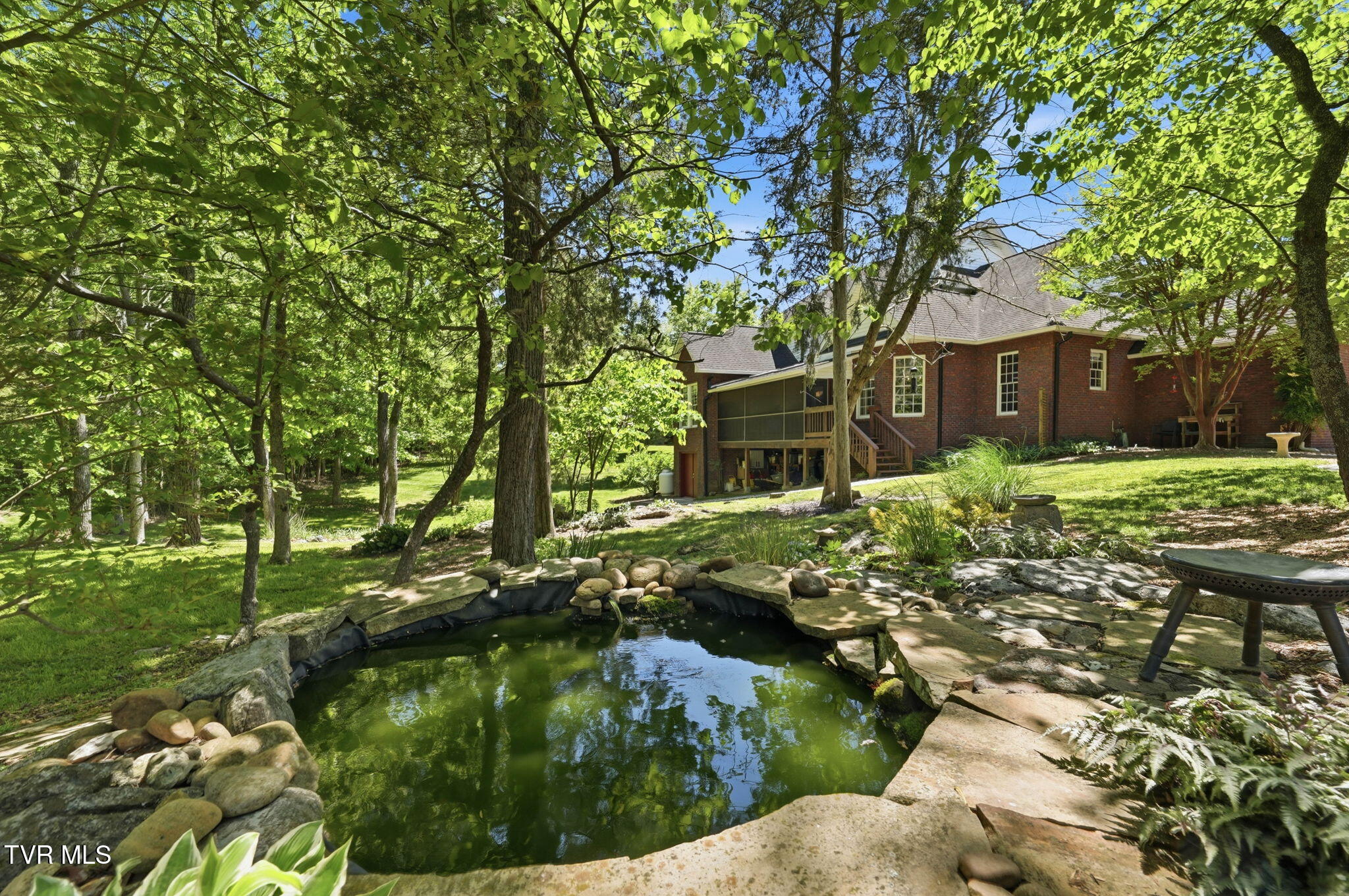 415 Ridge Point Court