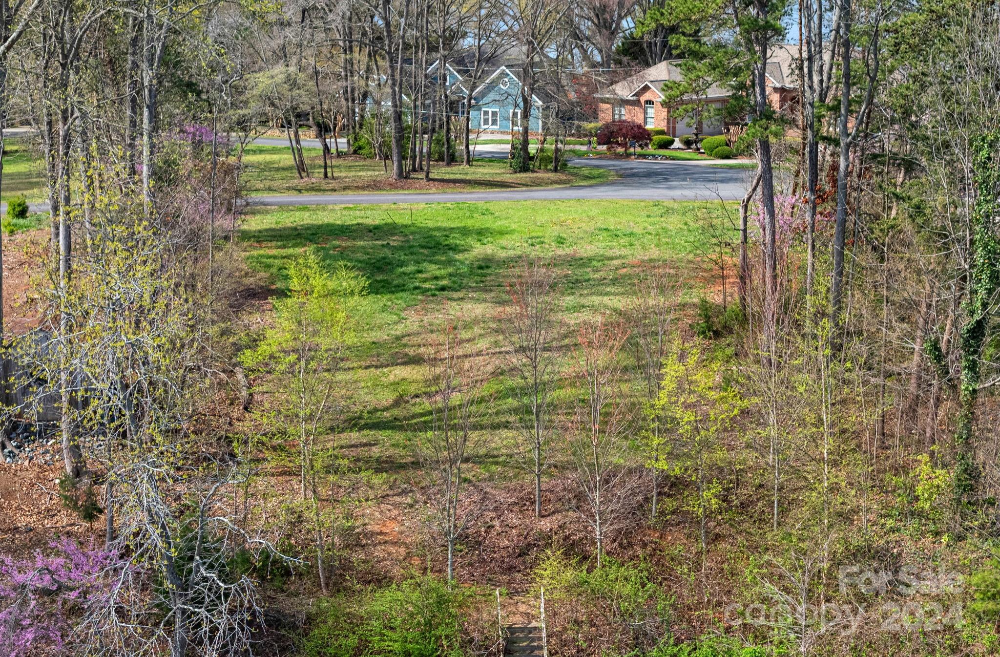8762 Harbor Circle