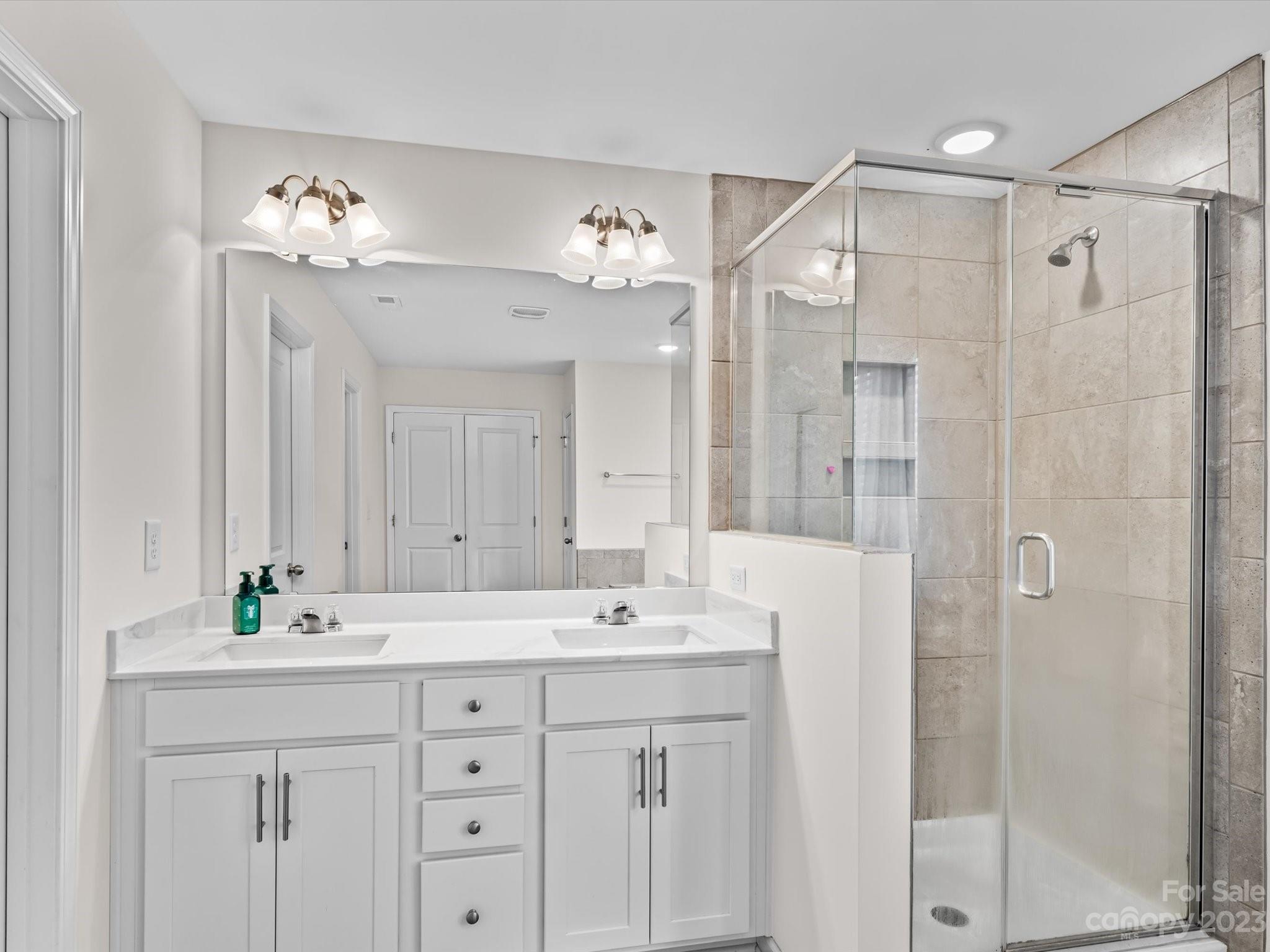 113 Lantern Acres Drive