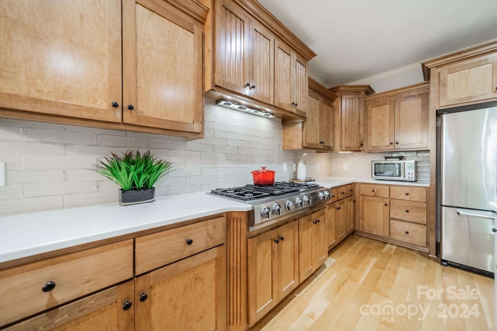 121 W Cold Hollow Farms Drive