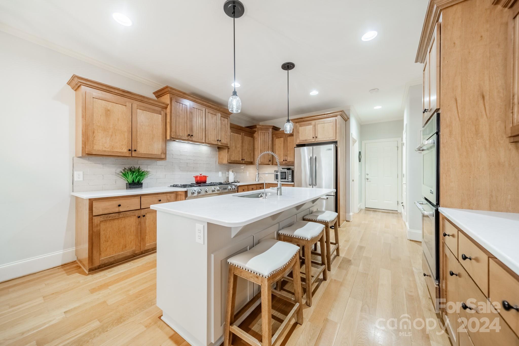 121 W Cold Hollow Farms Drive