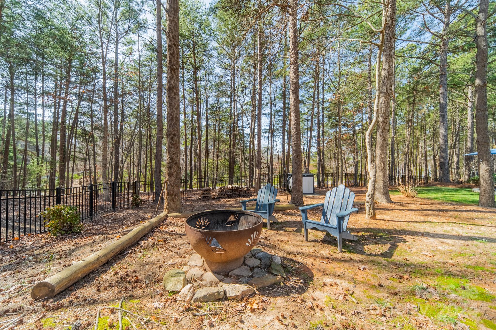 121 W Cold Hollow Farms Drive