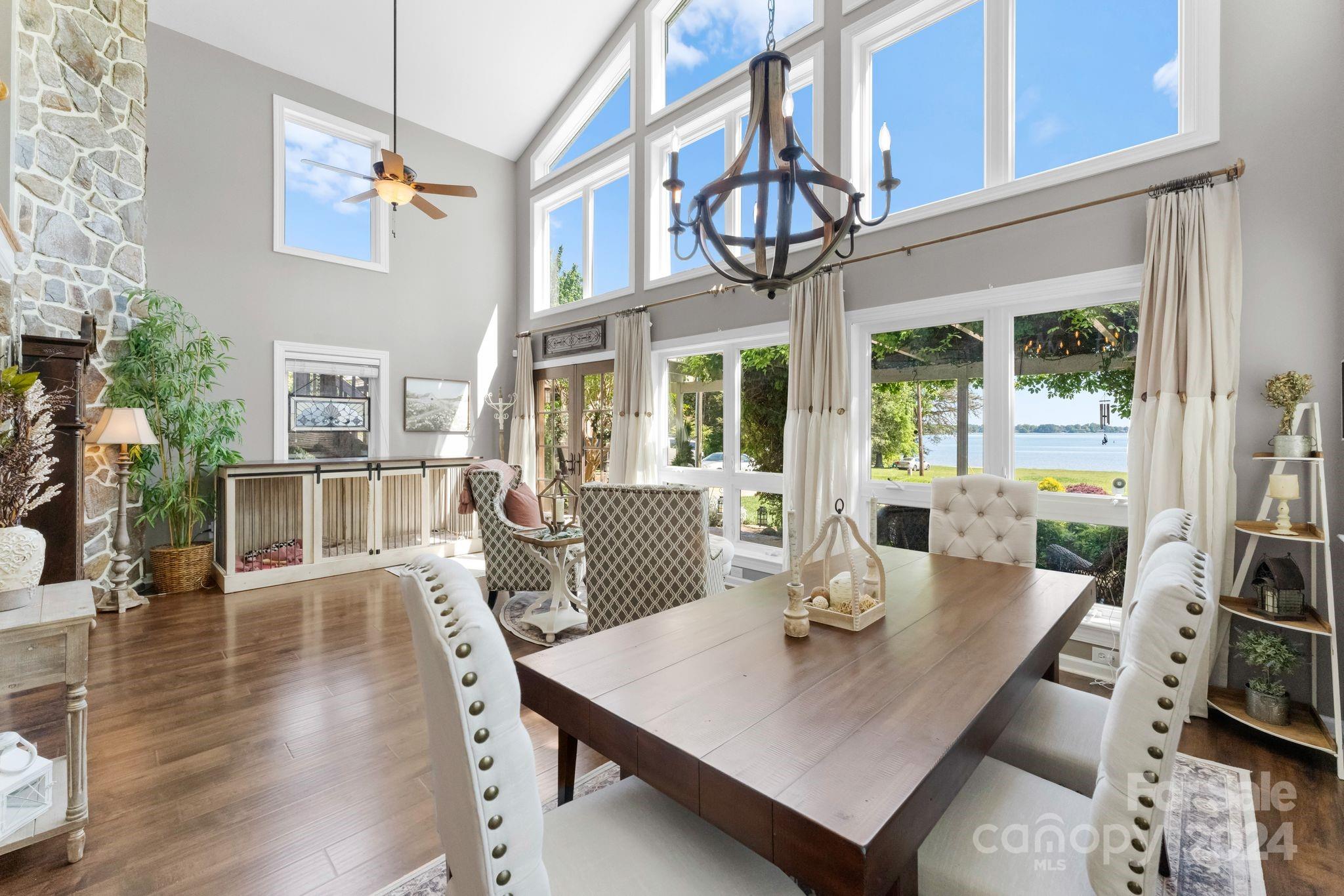 127 Surfside Lane Unit: 70
