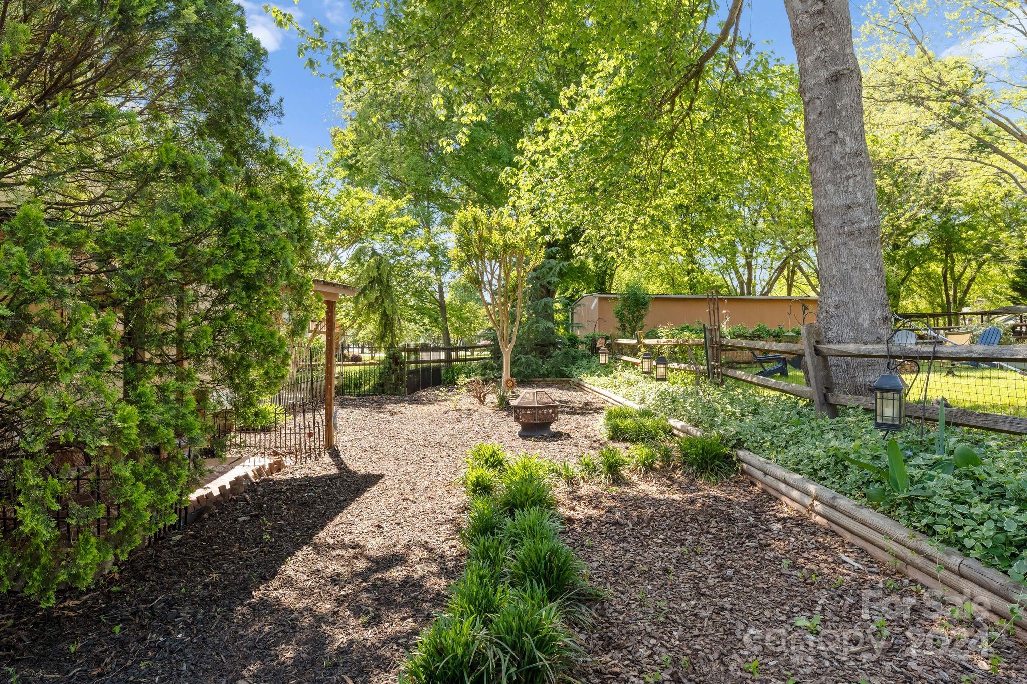 127 Surfside Lane Unit: 70