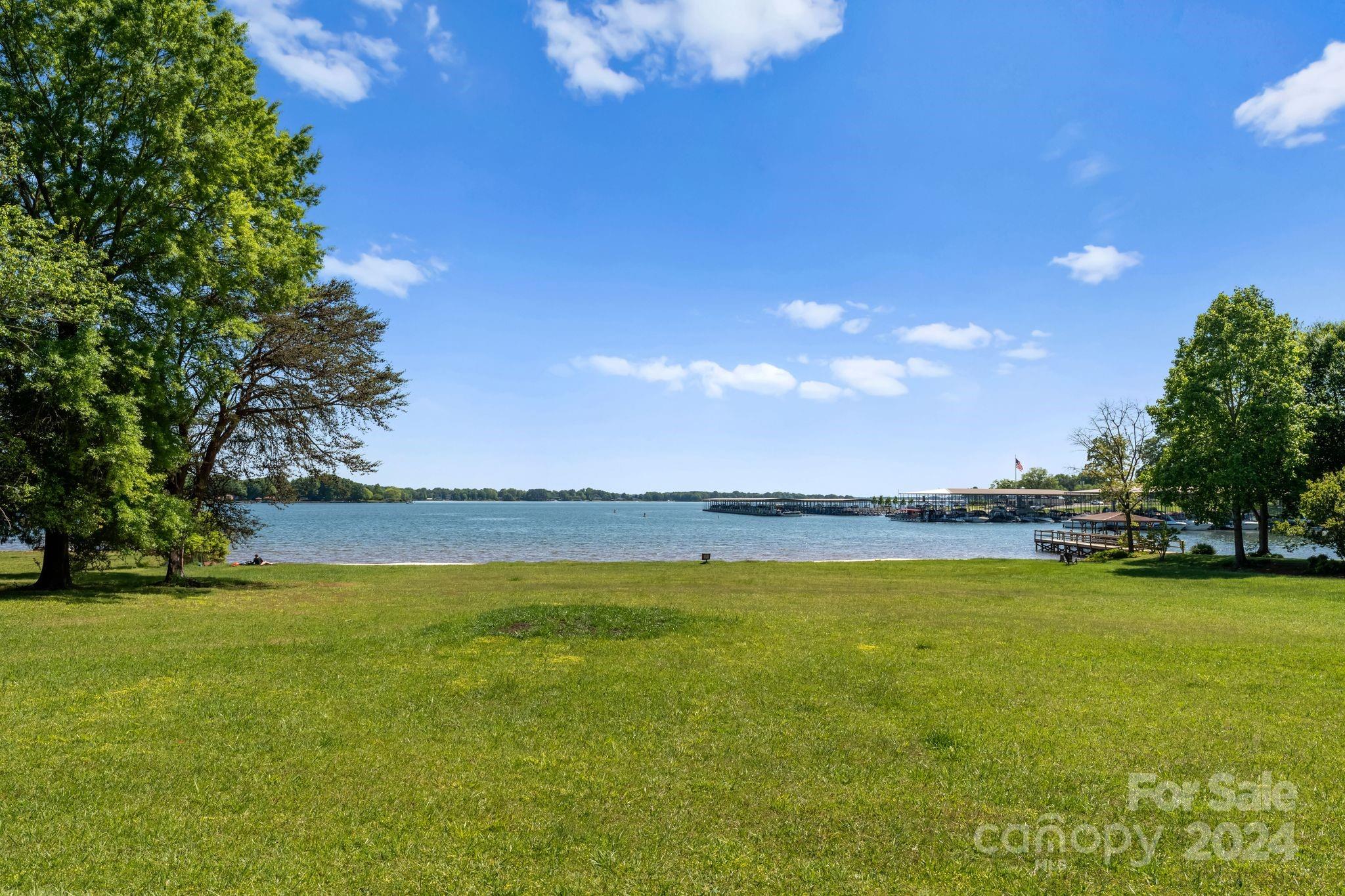 127 Surfside Lane Unit: 70