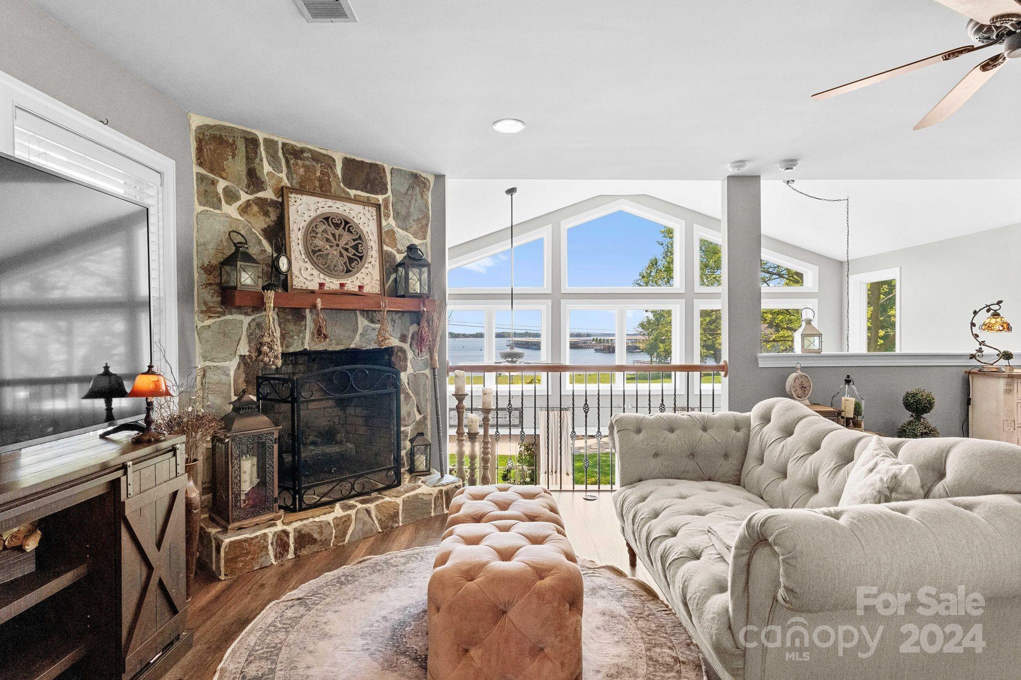 127 Surfside Lane Unit: 70