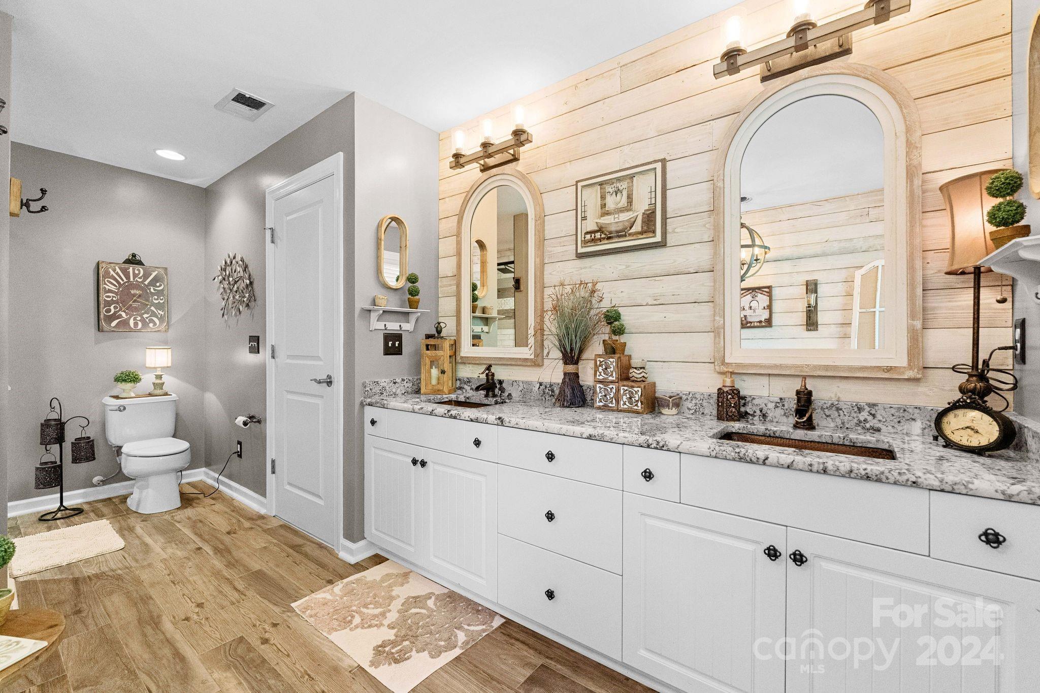 127 Surfside Lane Unit: 70