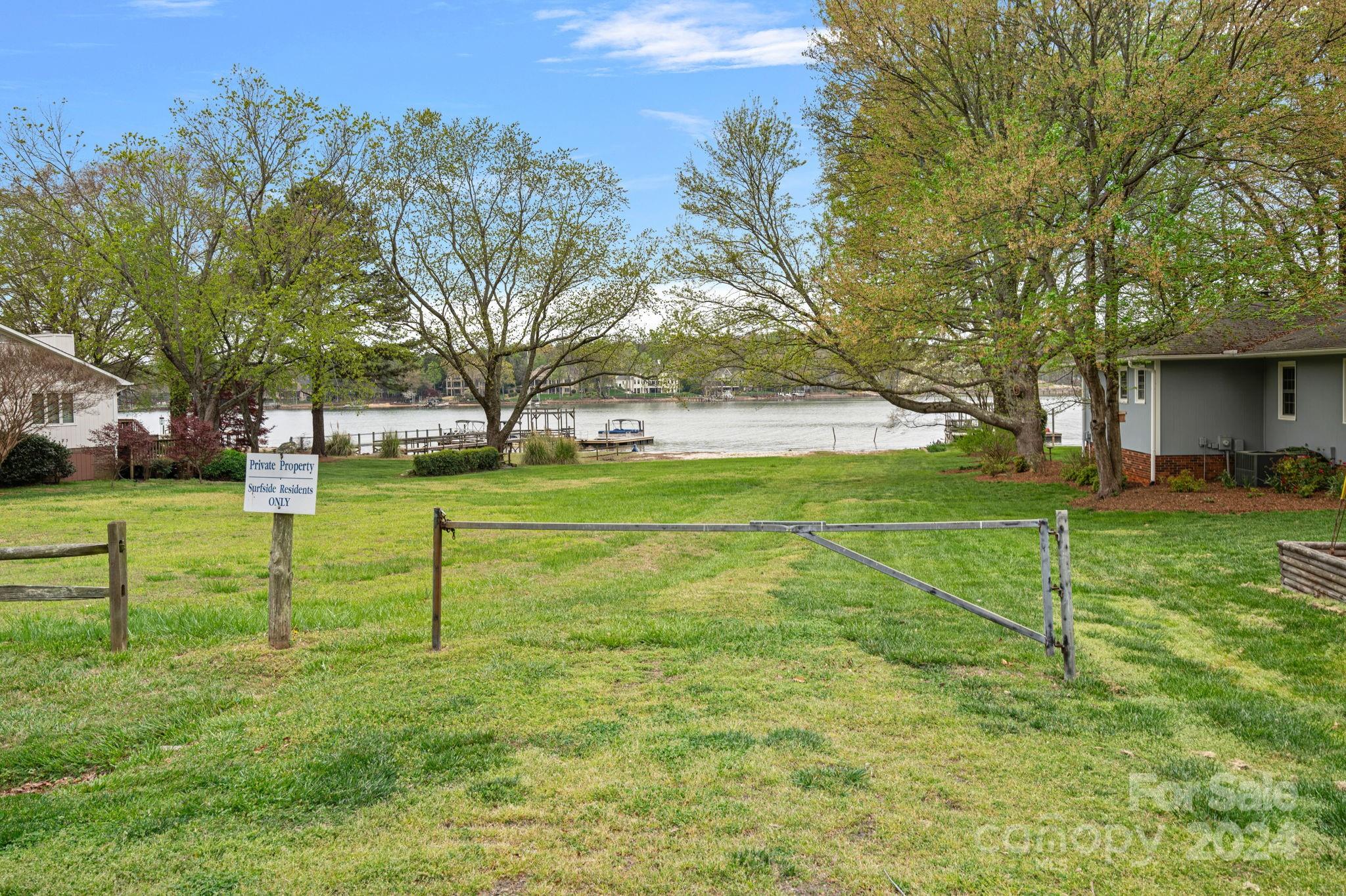 488 Isle of Pines Road