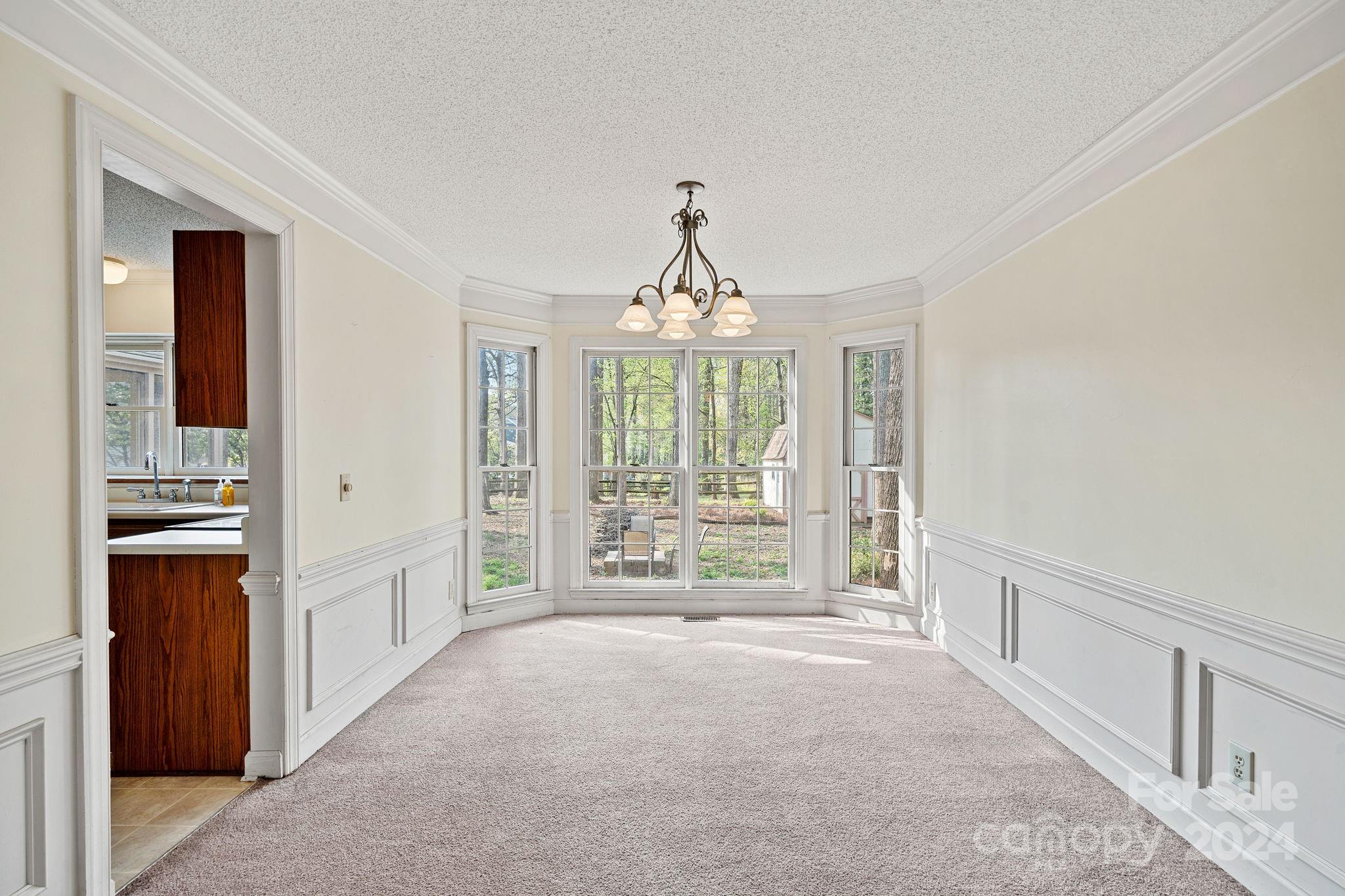12516 Hawks Ridge Road