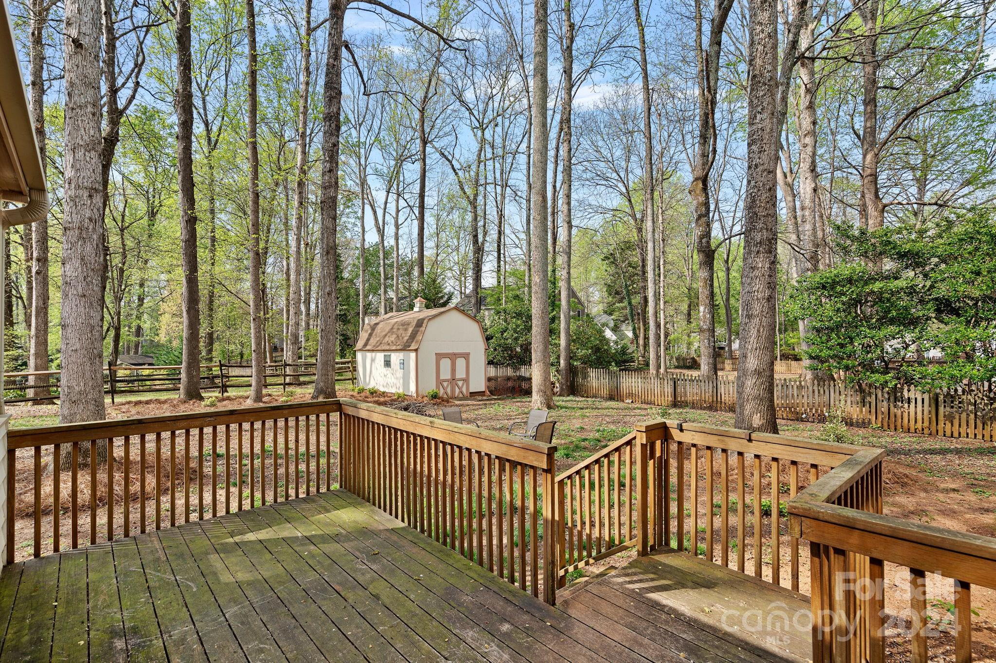 12516 Hawks Ridge Road