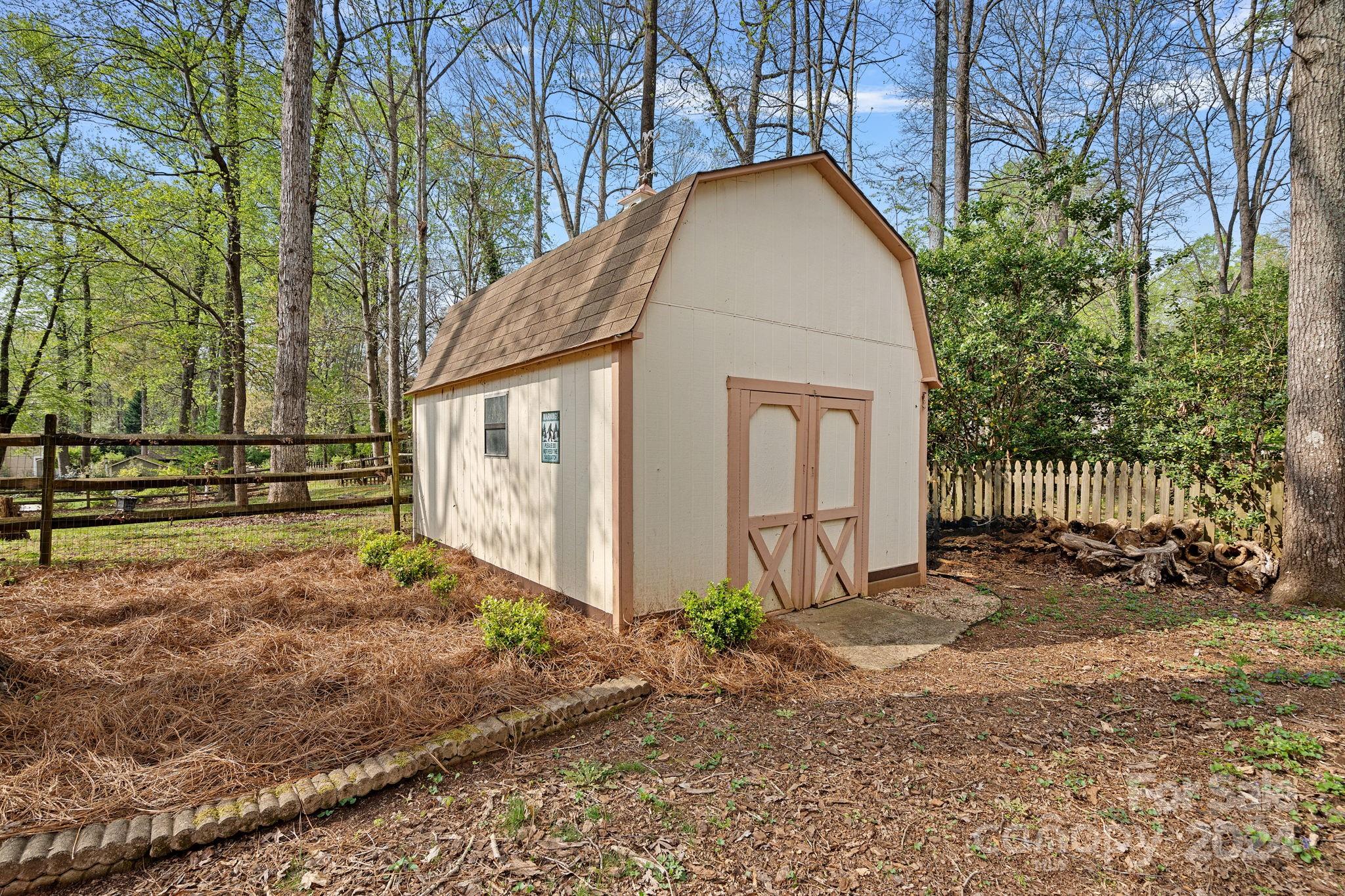 12516 Hawks Ridge Road