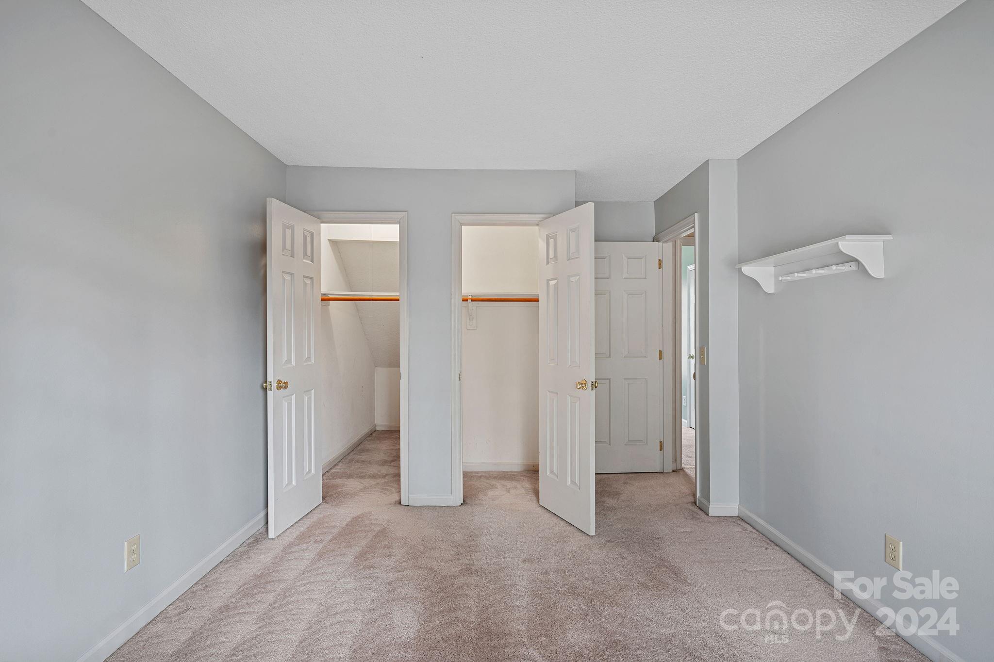 12516 Hawks Ridge Road
