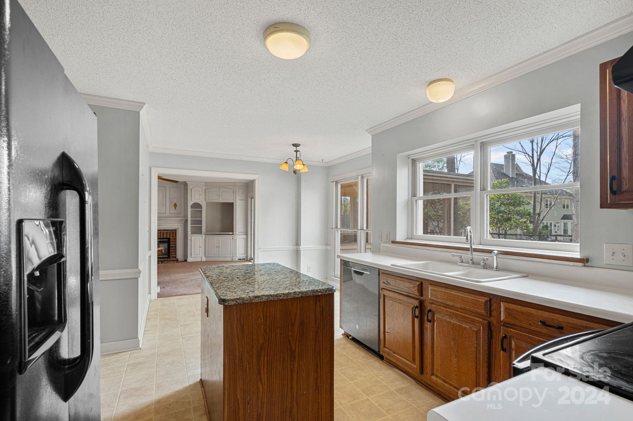 12516 Hawks Ridge Road