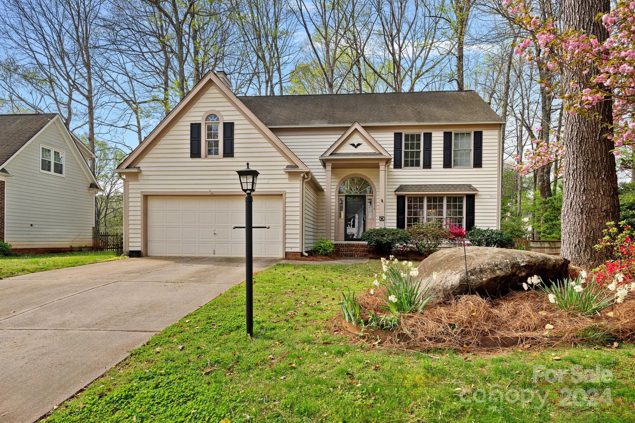 12516 Hawks Ridge Road