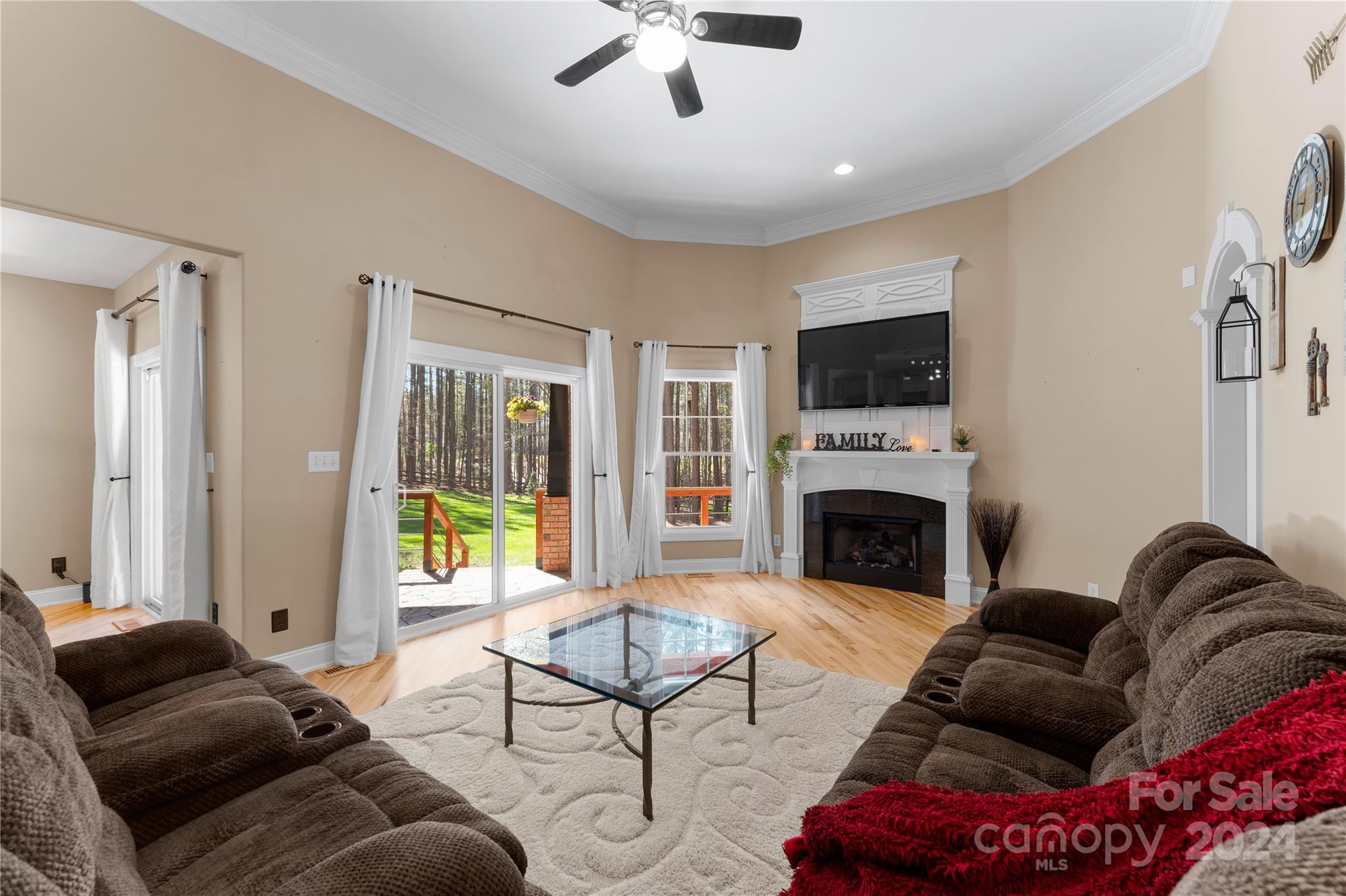 8909 Radford Court
