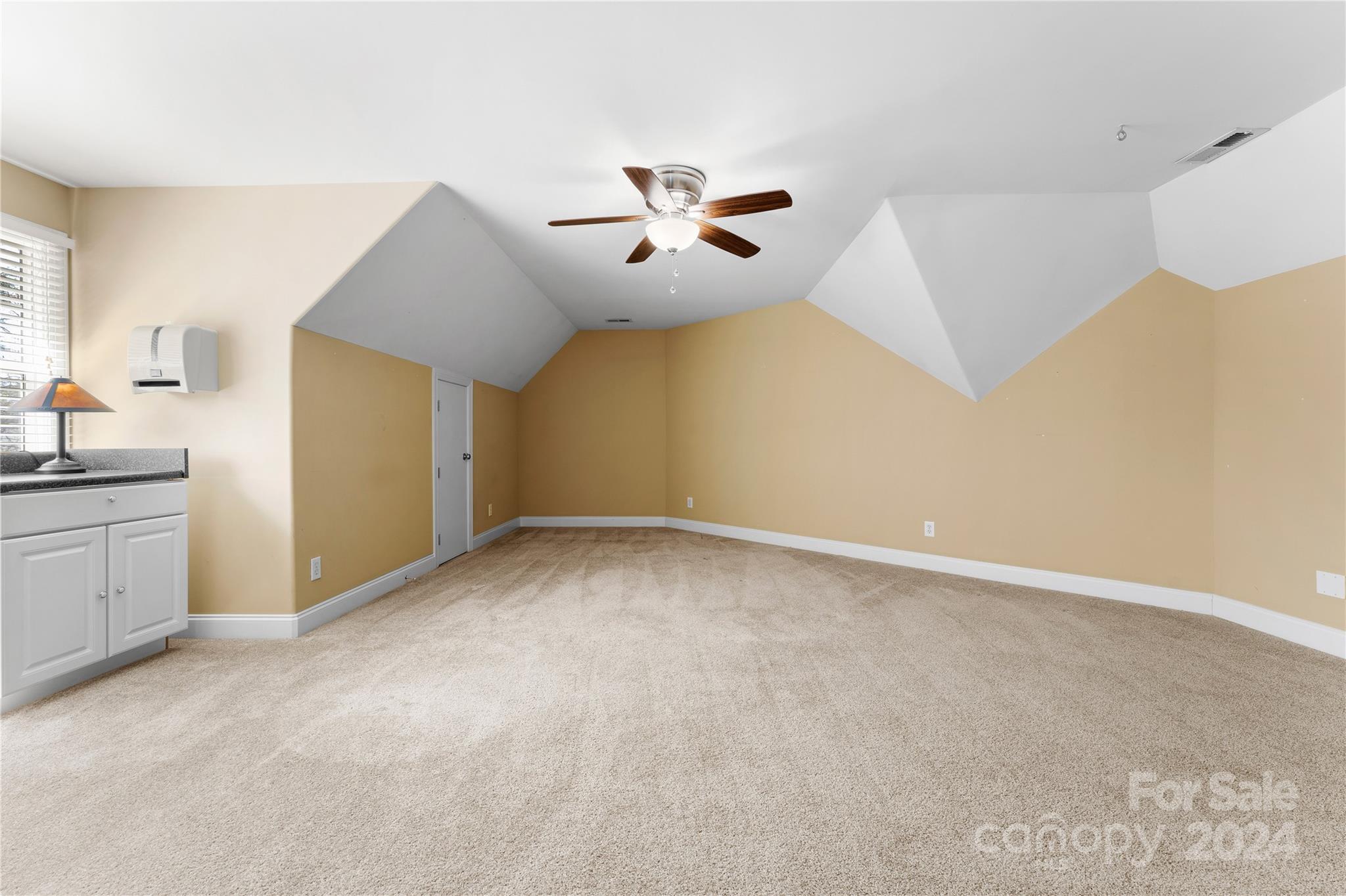 8909 Radford Court