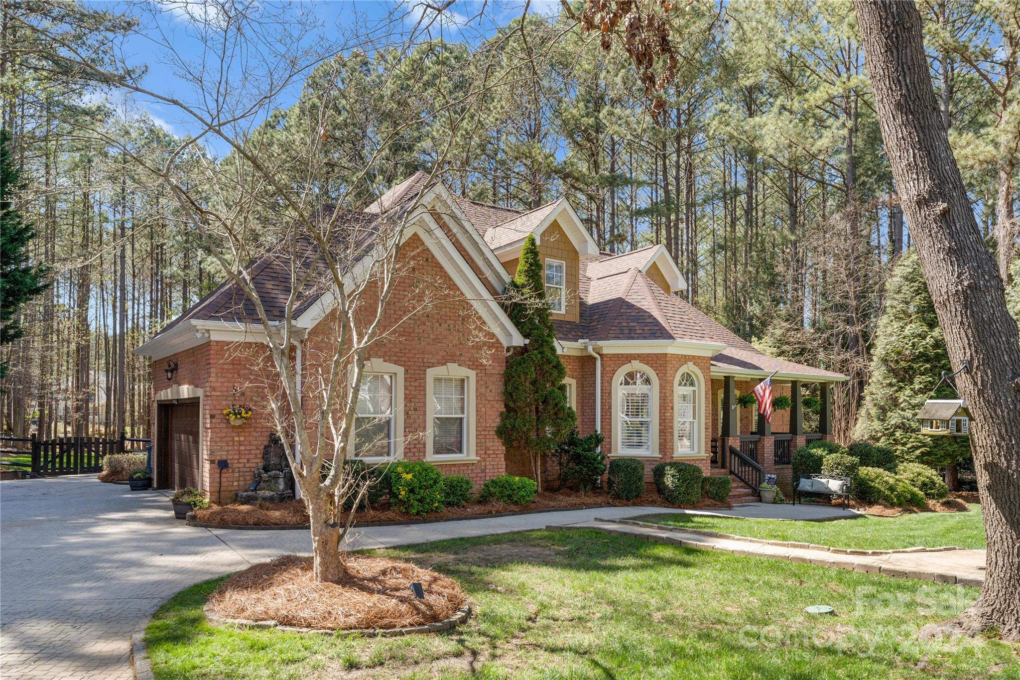 8909 Radford Court
