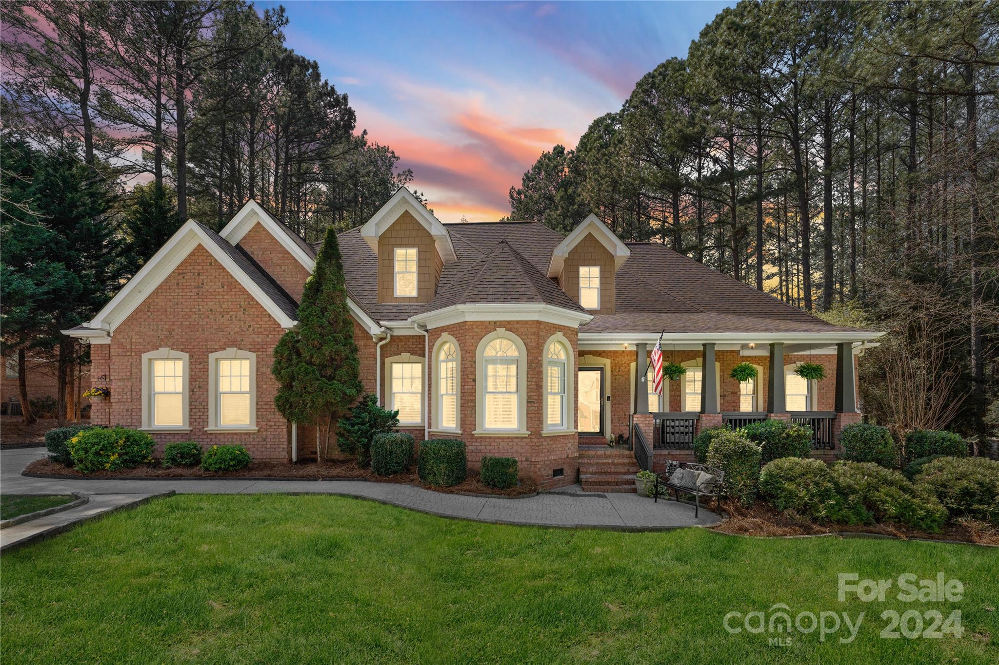 8909 Radford Court