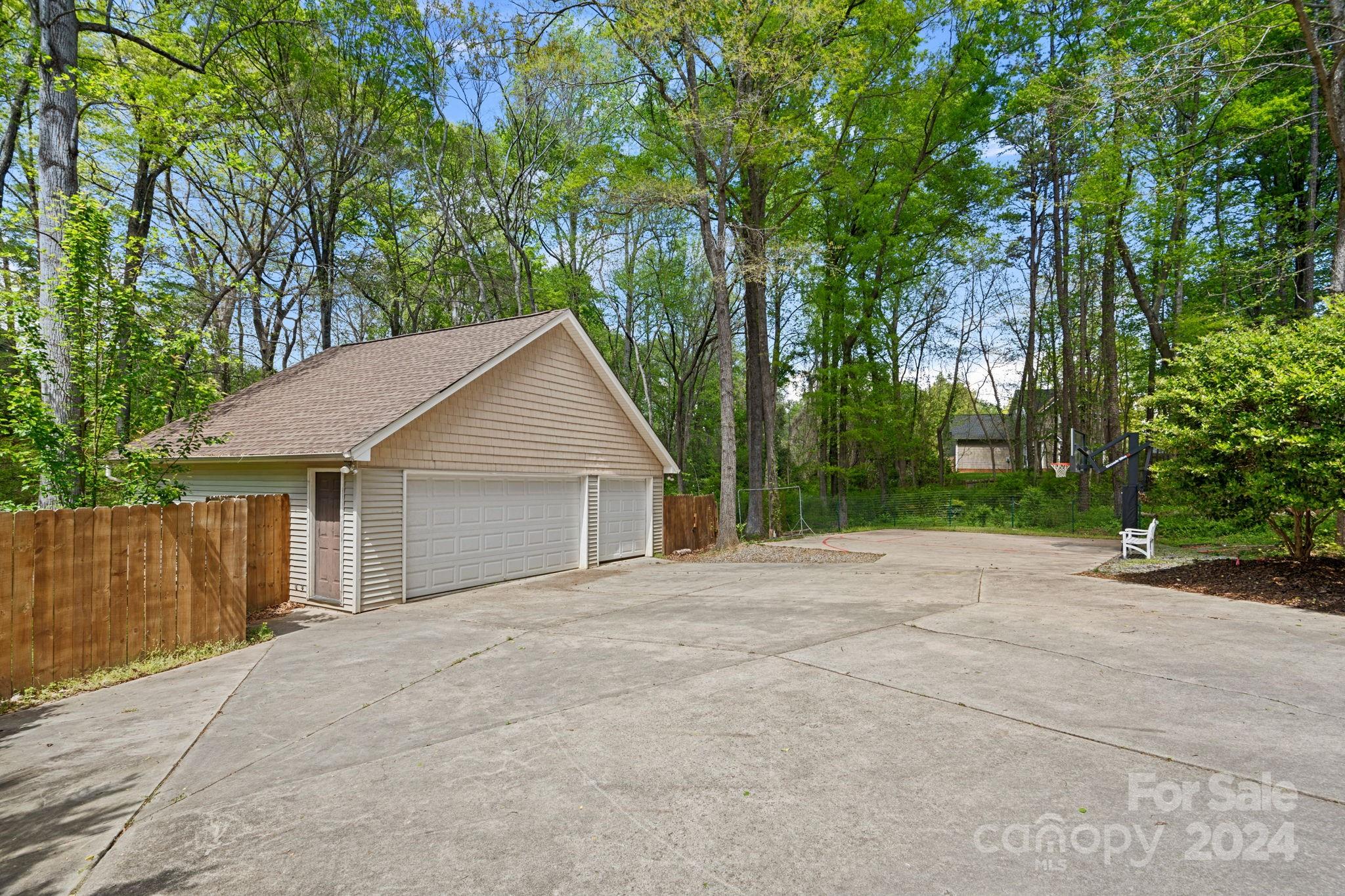 21107 Townwood Drive