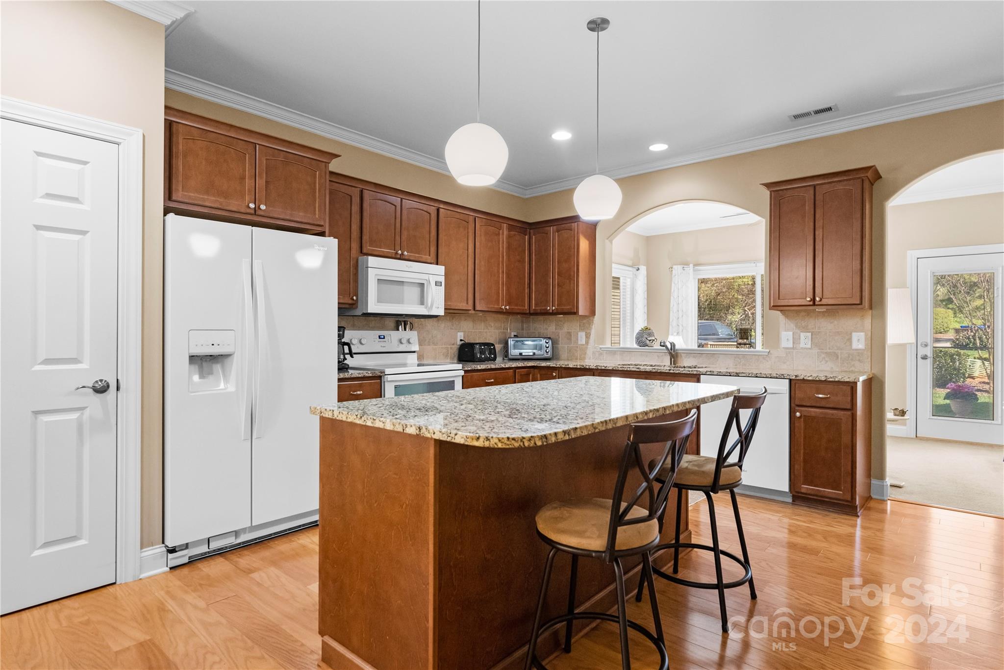 7931 Tigers Paw Road