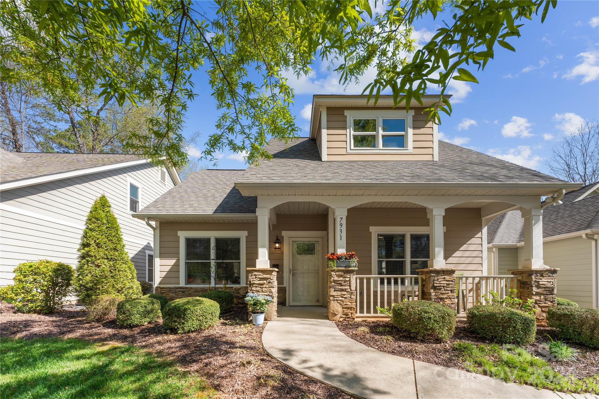 7931 Tigers Paw Road