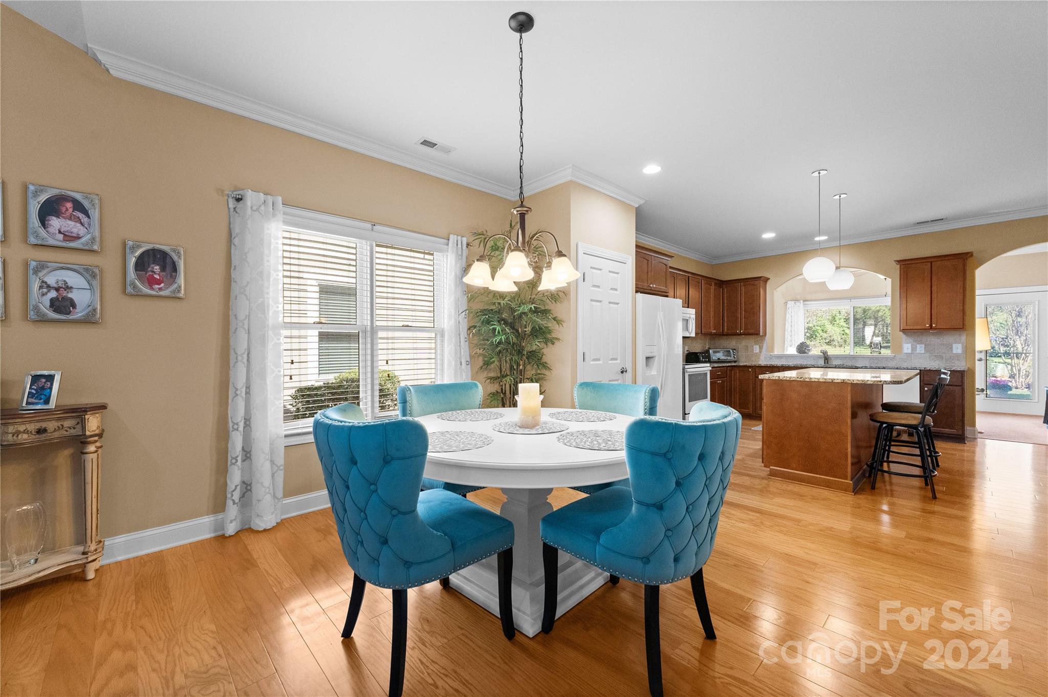 7931 Tigers Paw Road