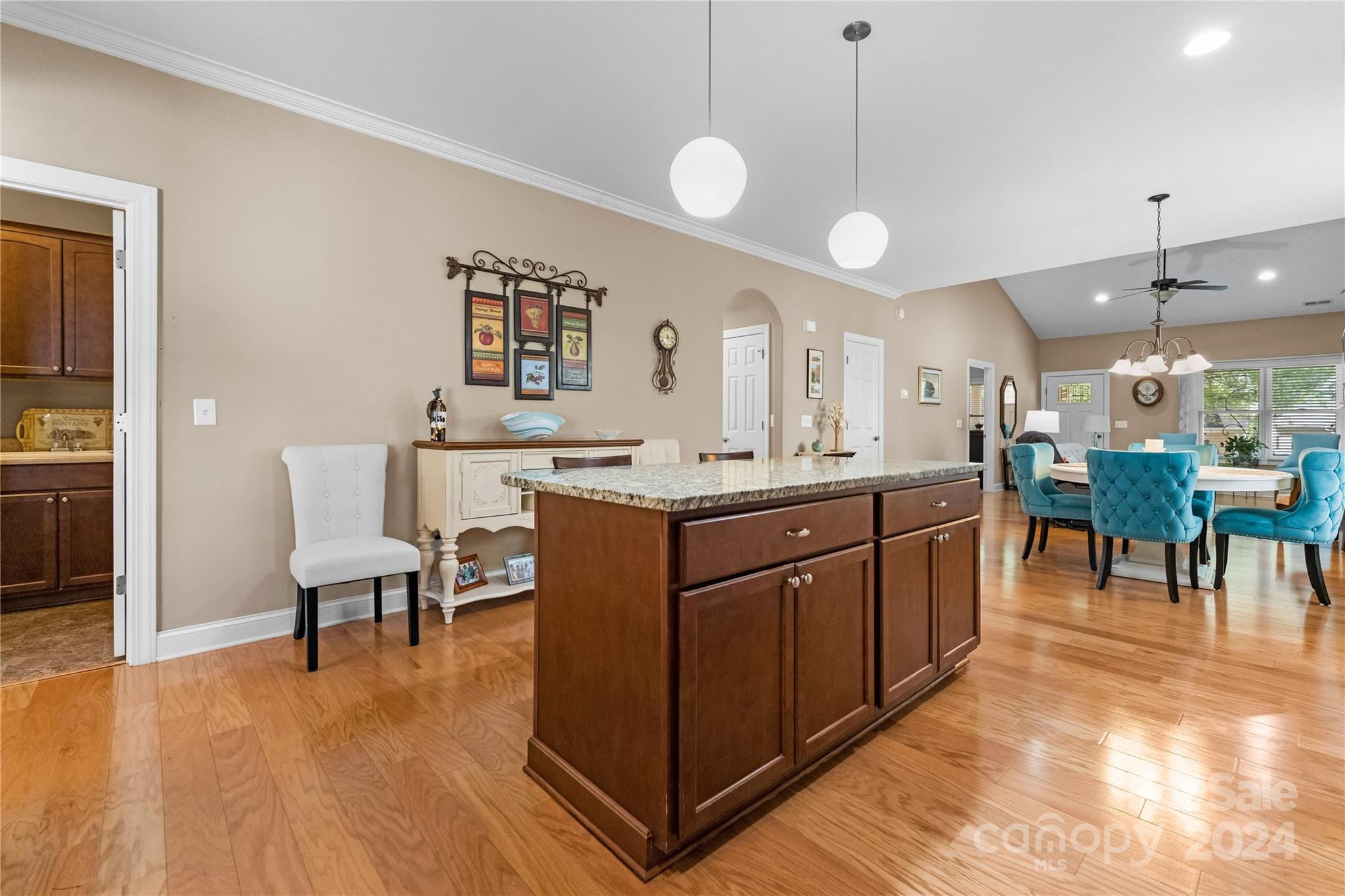 7931 Tigers Paw Road