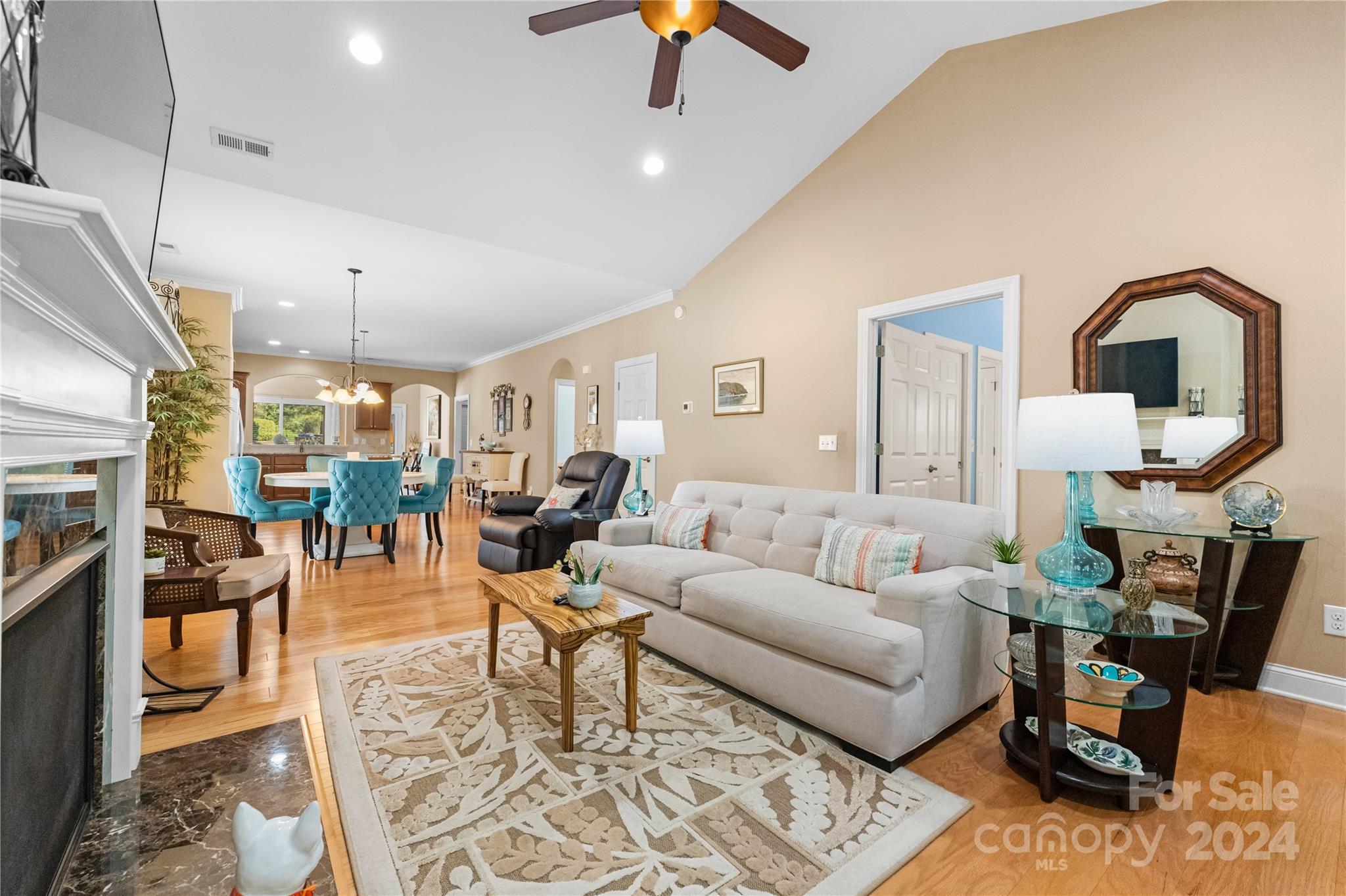 7931 Tigers Paw Road