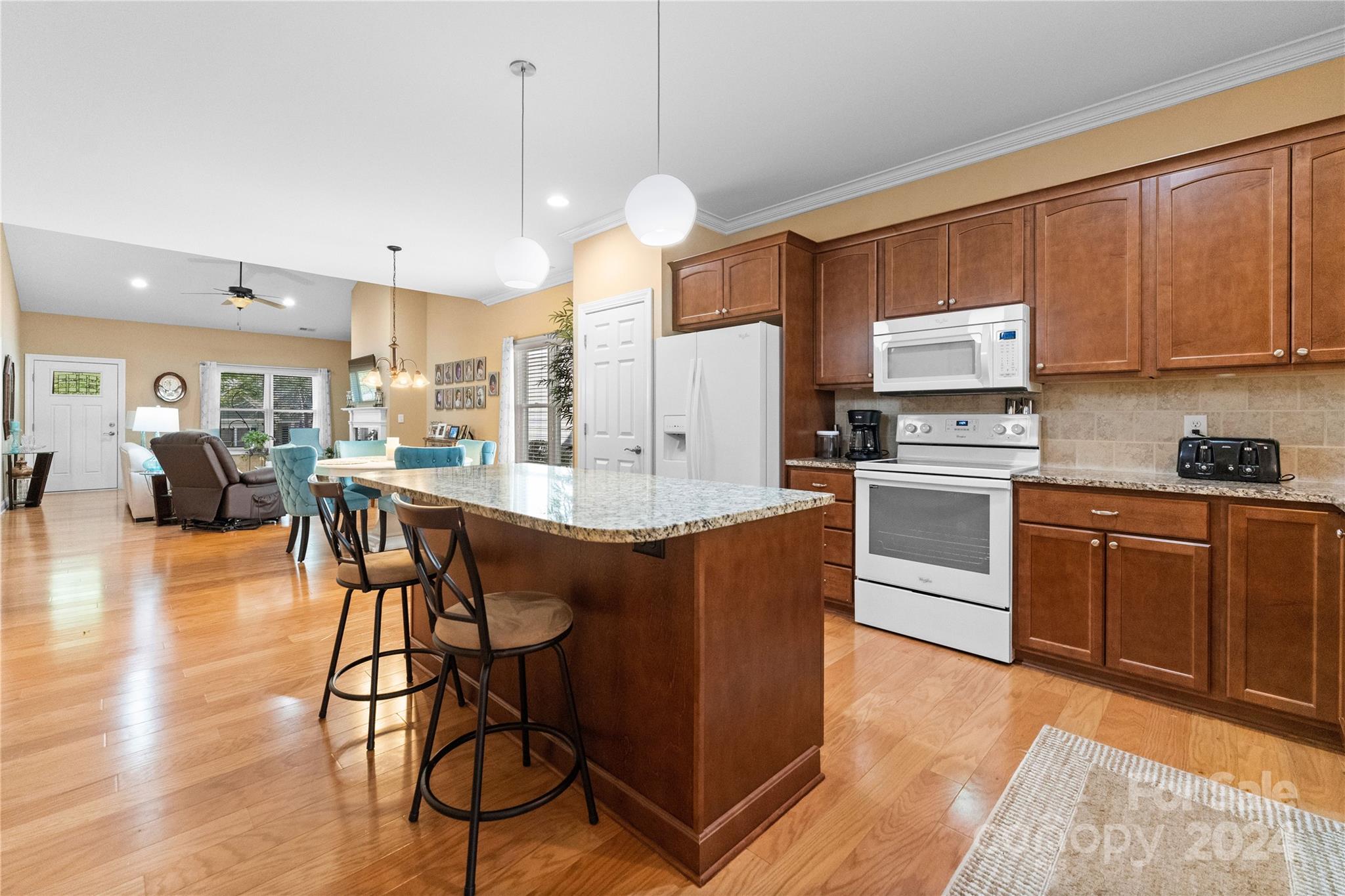 7931 Tigers Paw Road