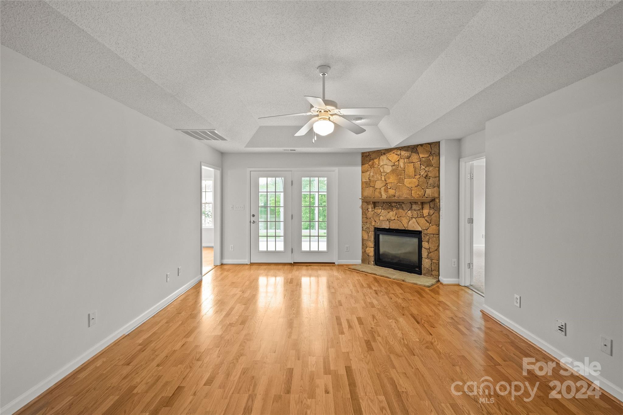 192 Oak Village Parkway