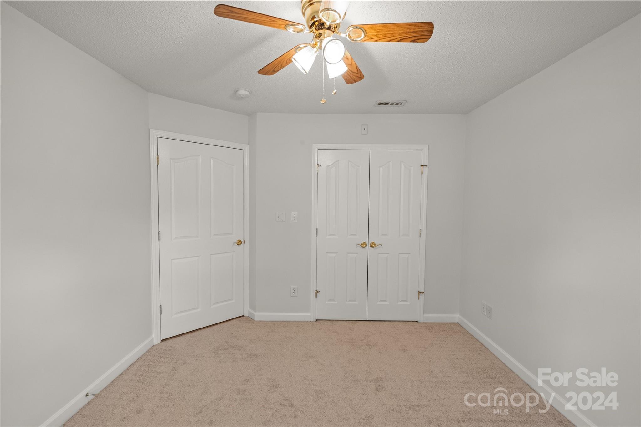192 Oak Village Parkway