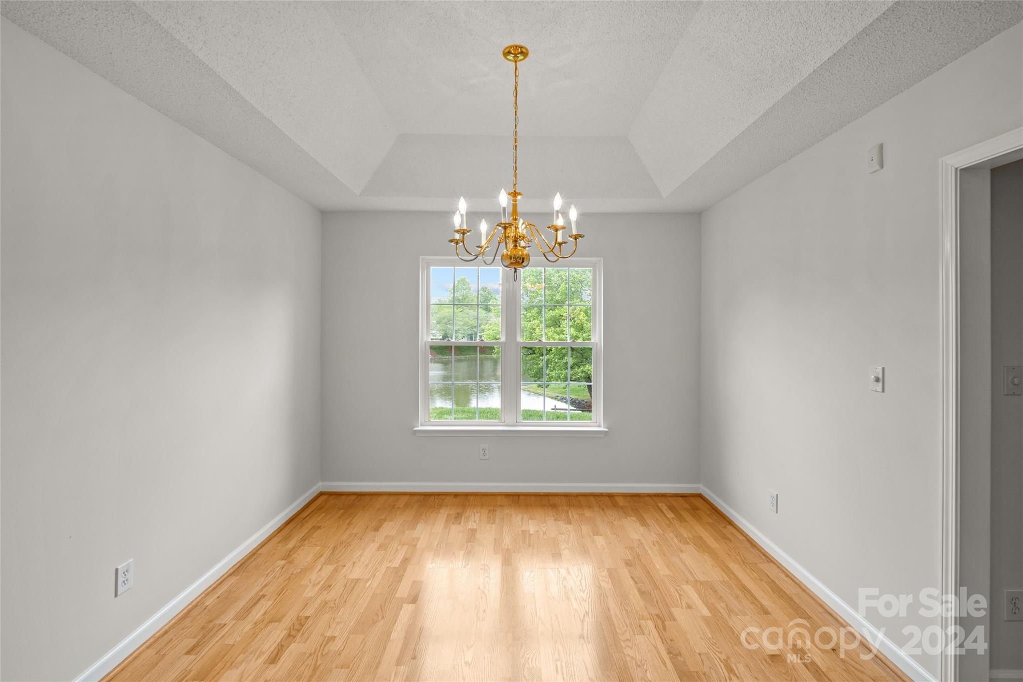 192 Oak Village Parkway