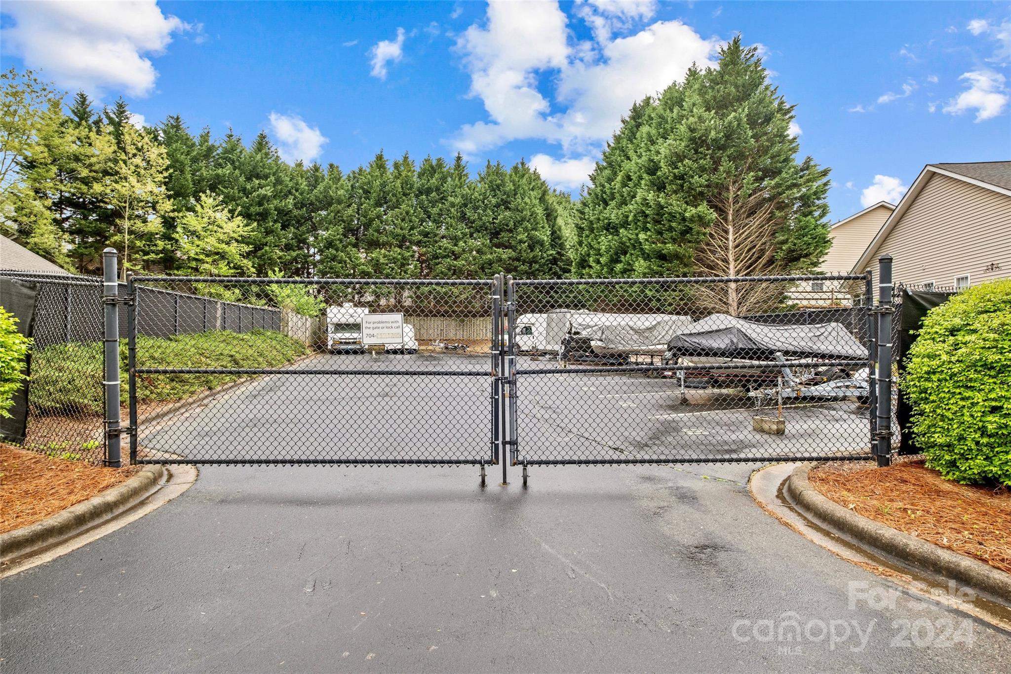 192 Oak Village Parkway