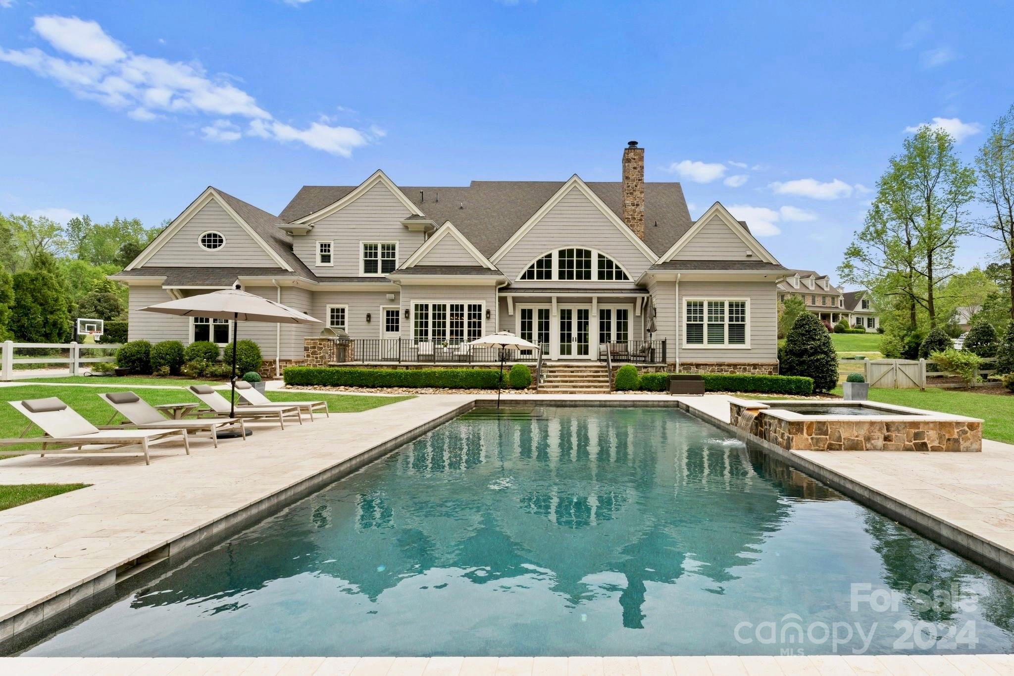 905 Martingale Lane