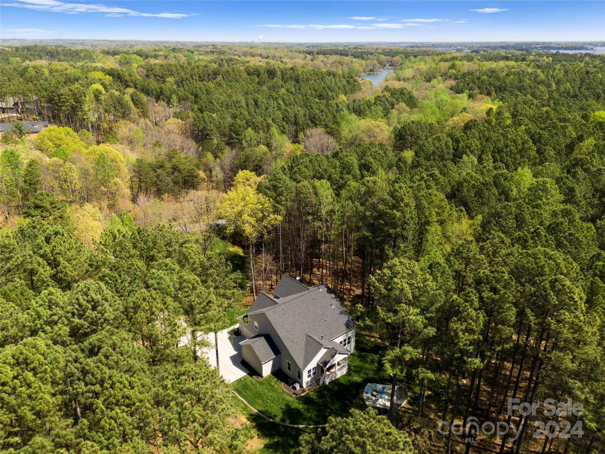 6316 Harbor Oaks Drive