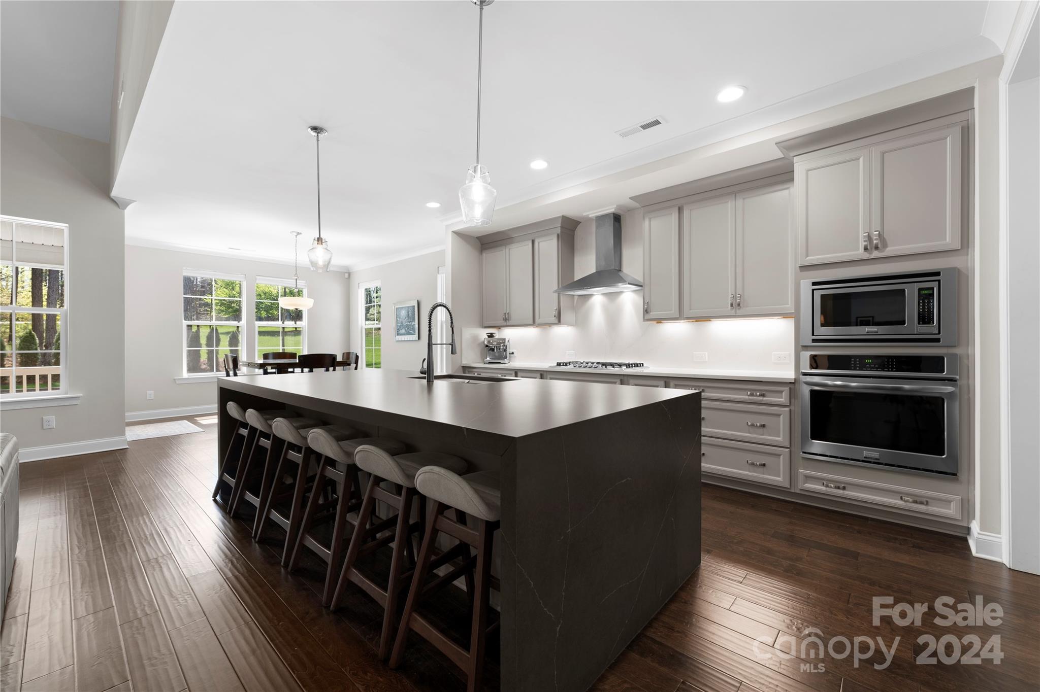 6316 Harbor Oaks Drive