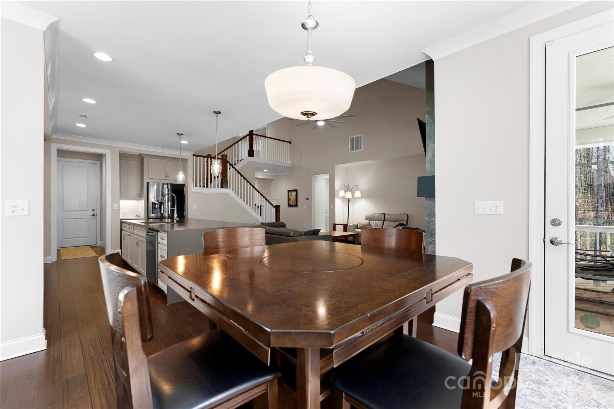 6316 Harbor Oaks Drive