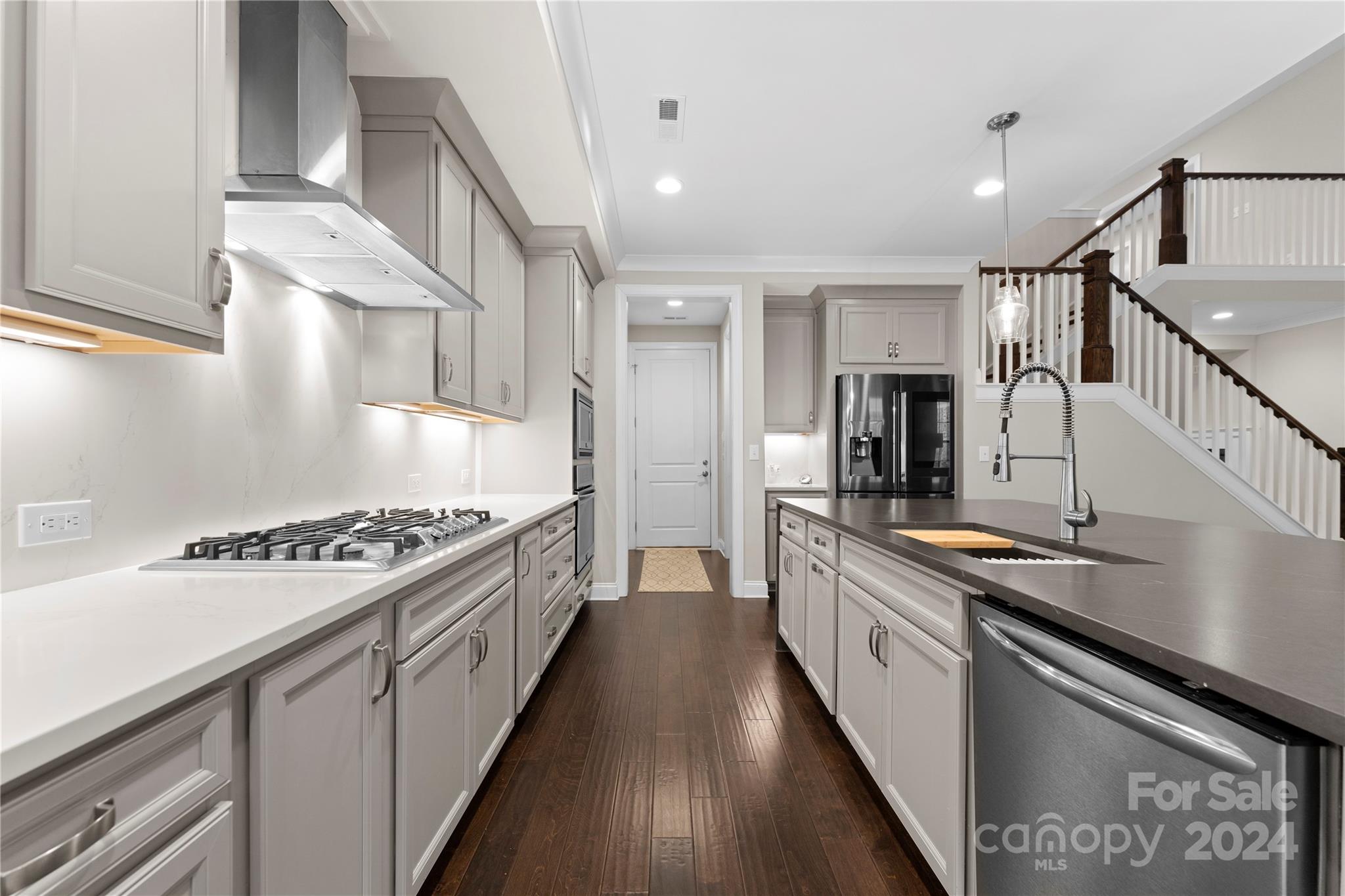6316 Harbor Oaks Drive