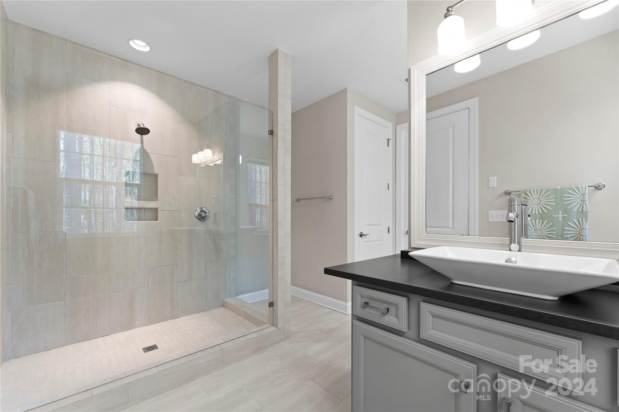 6316 Harbor Oaks Drive