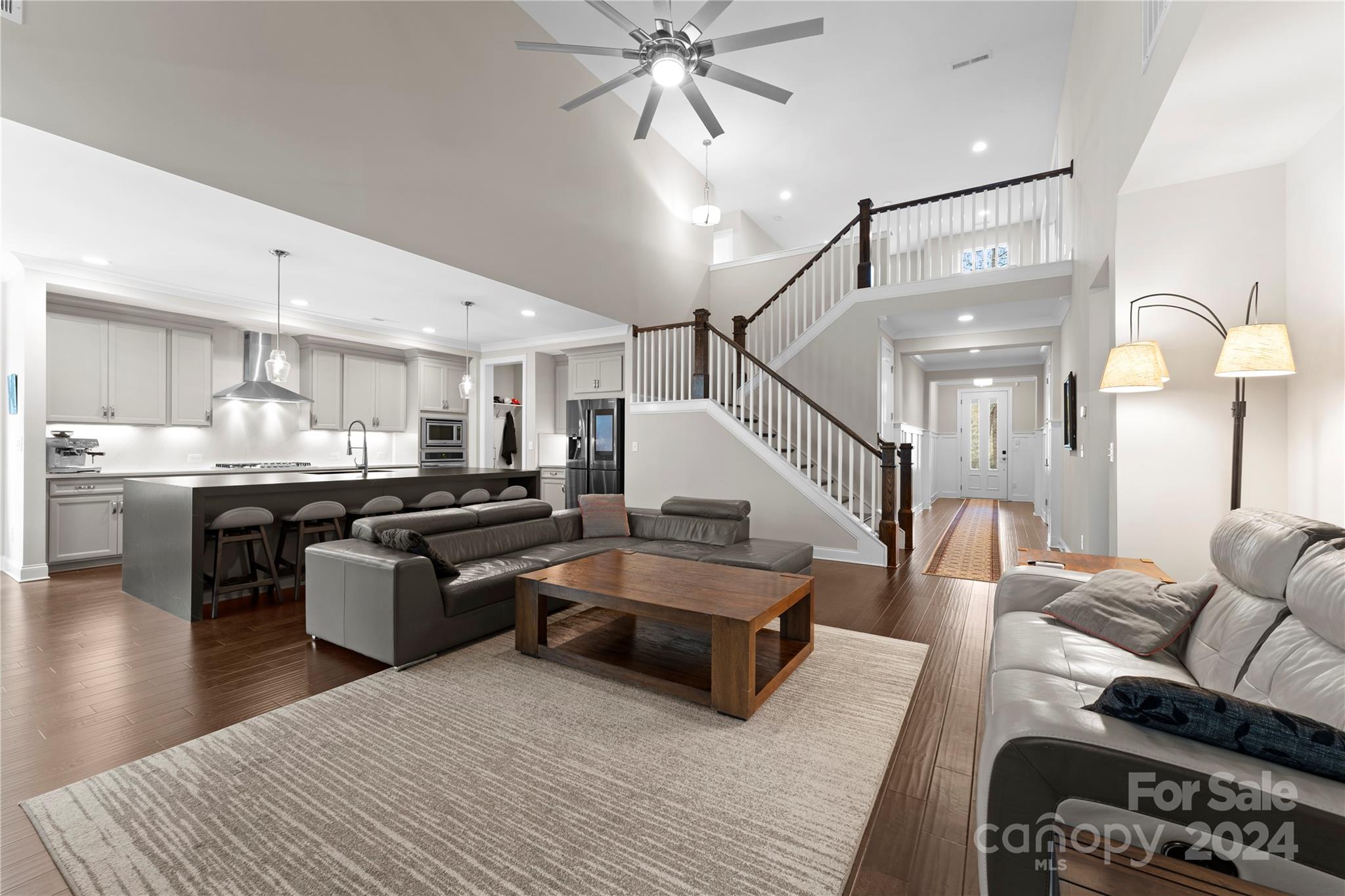 6316 Harbor Oaks Drive