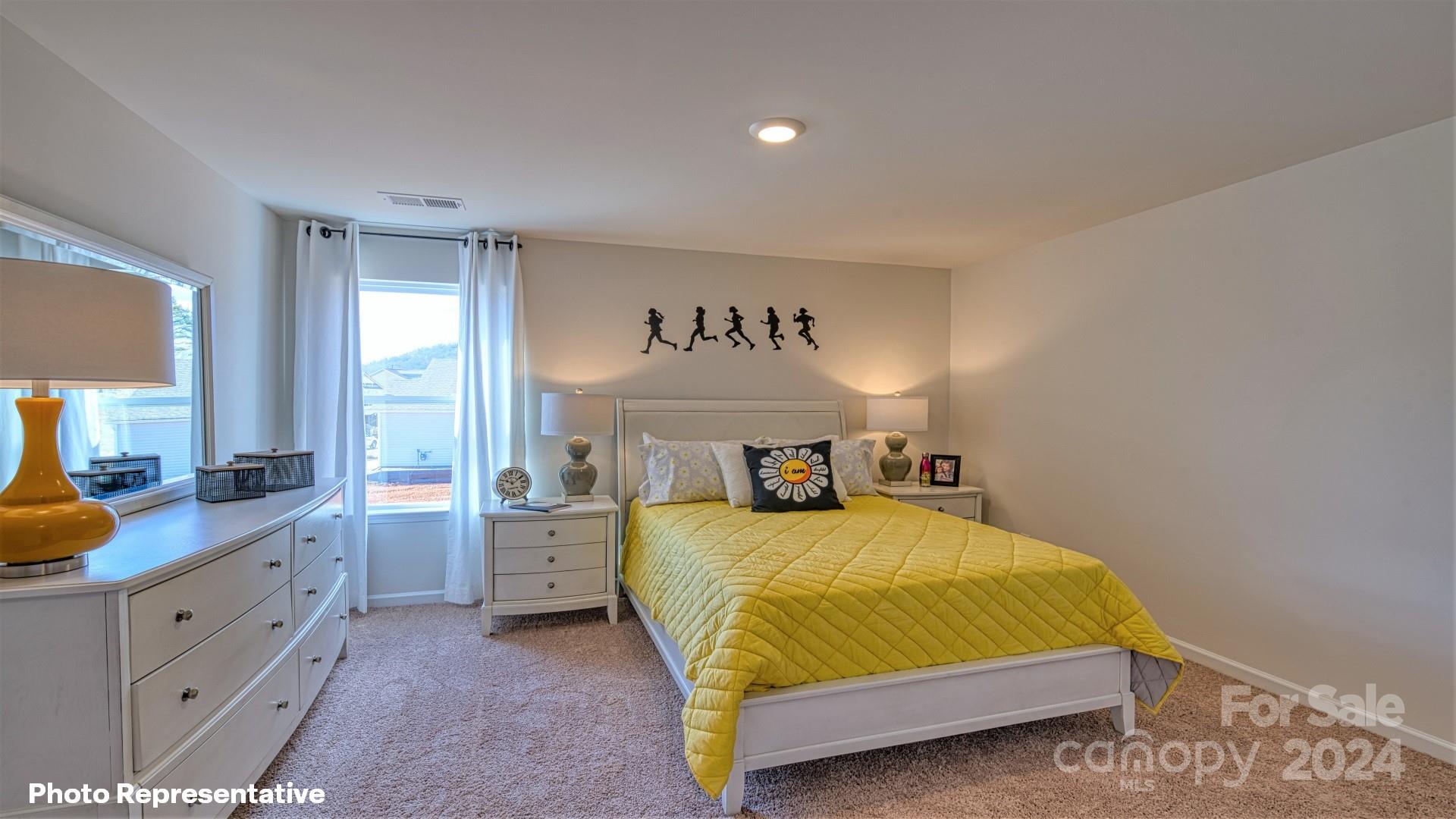 106 Highcrest Way