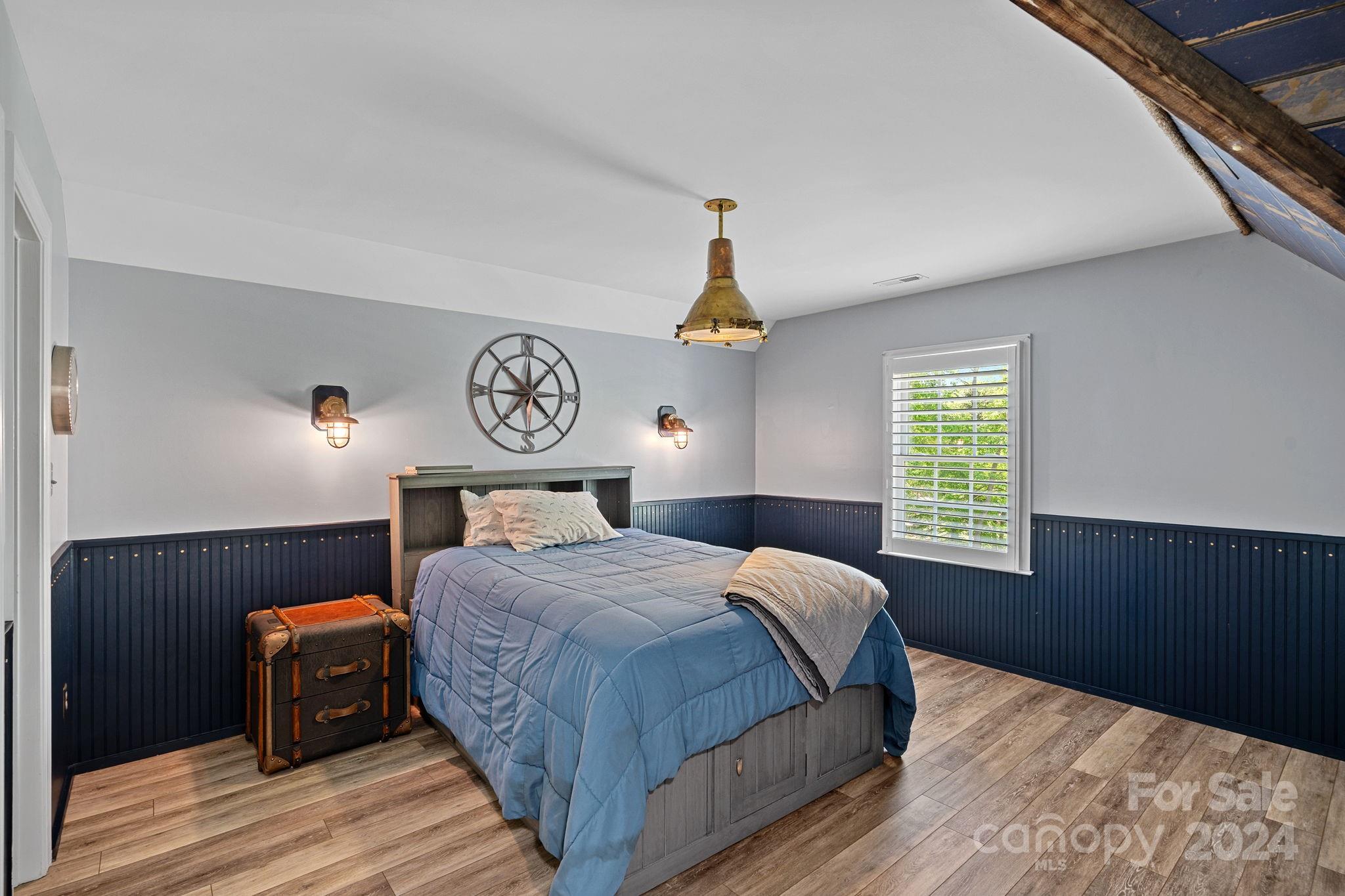 154 Queens Cove Road