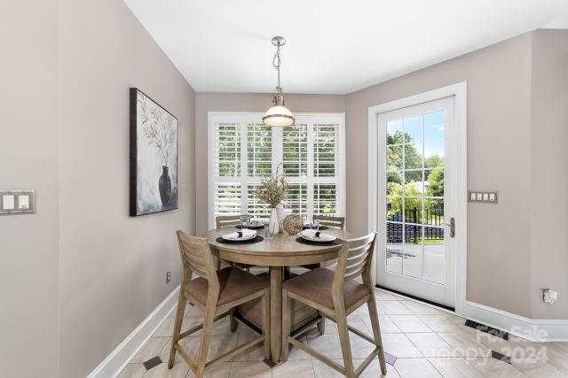154 Queens Cove Road