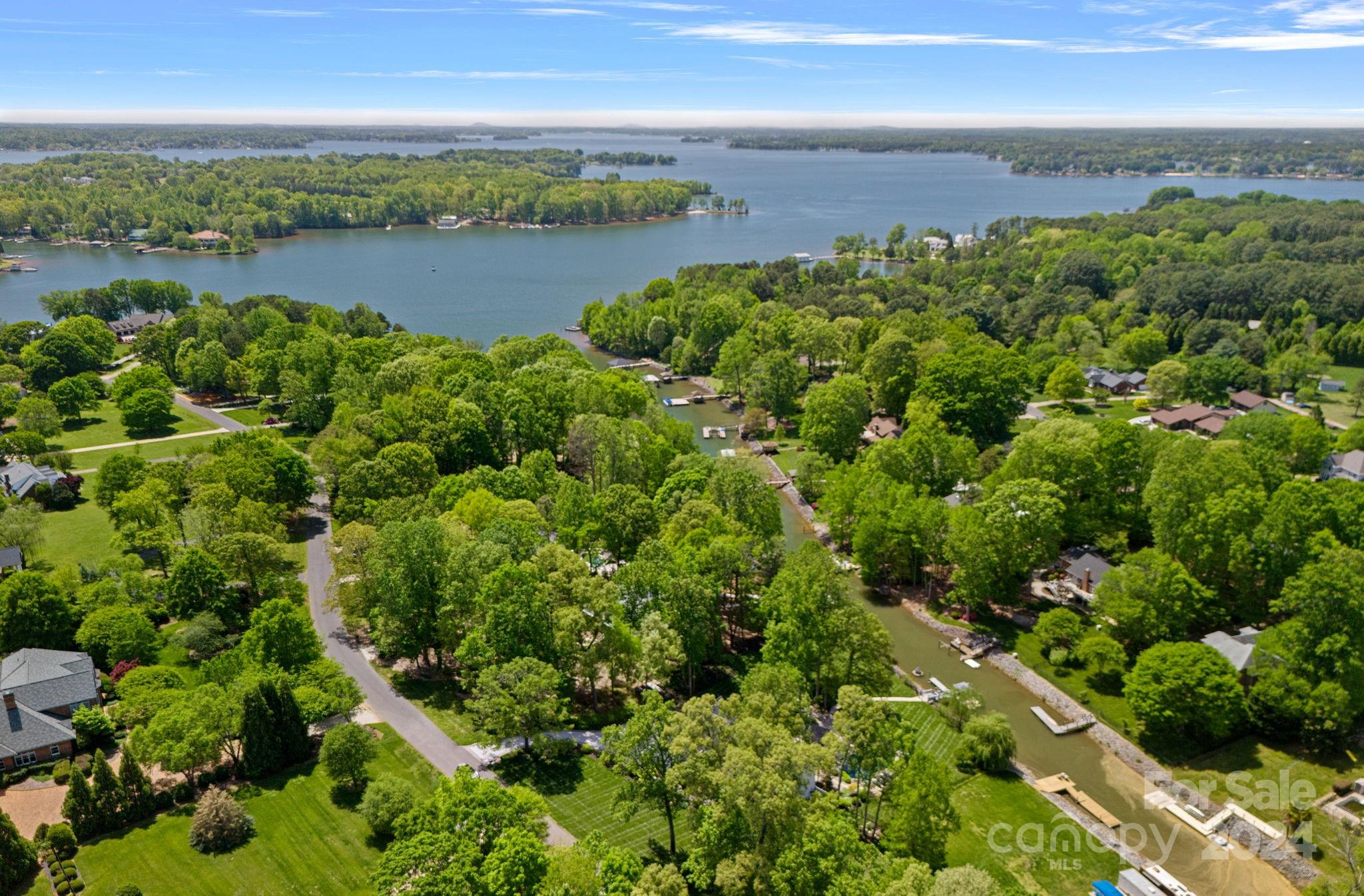 154 Queens Cove Road