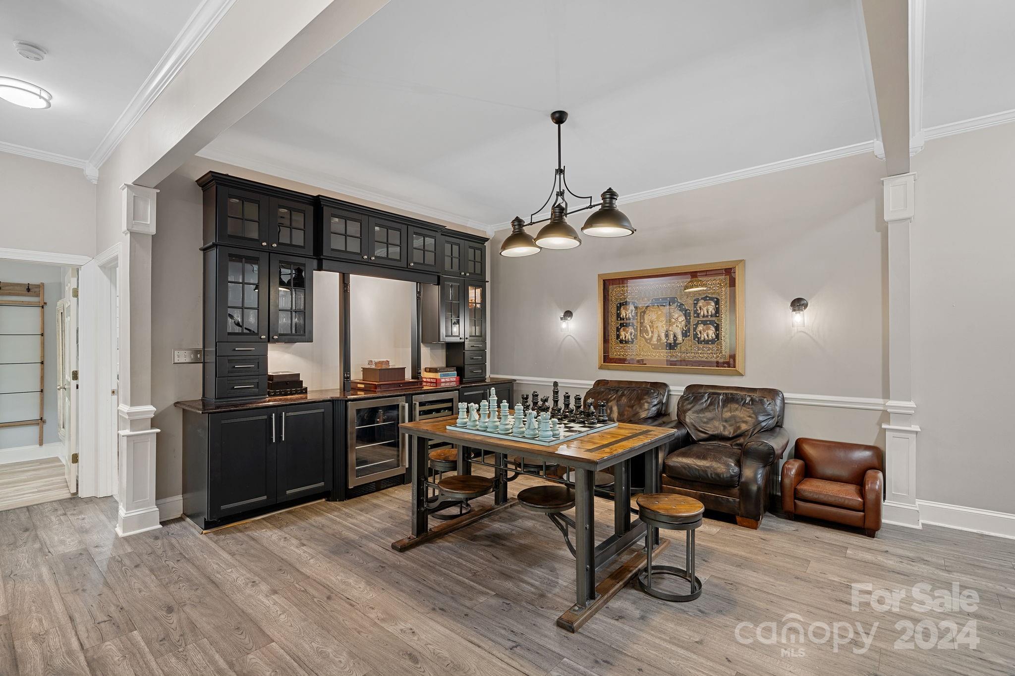 154 Queens Cove Road