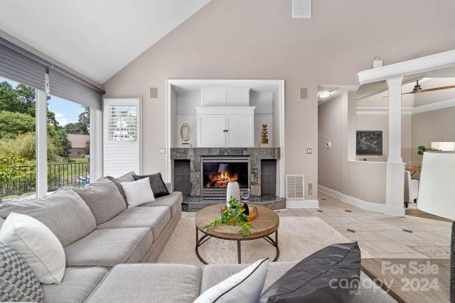 154 Queens Cove Road