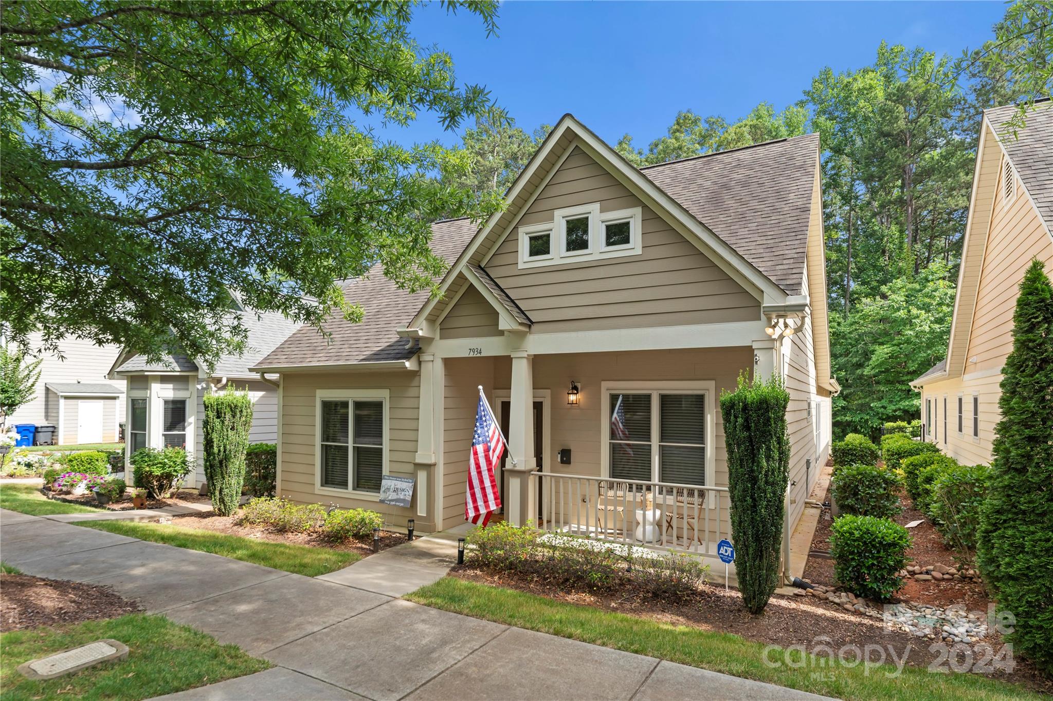 7934 Tigers Paw Road